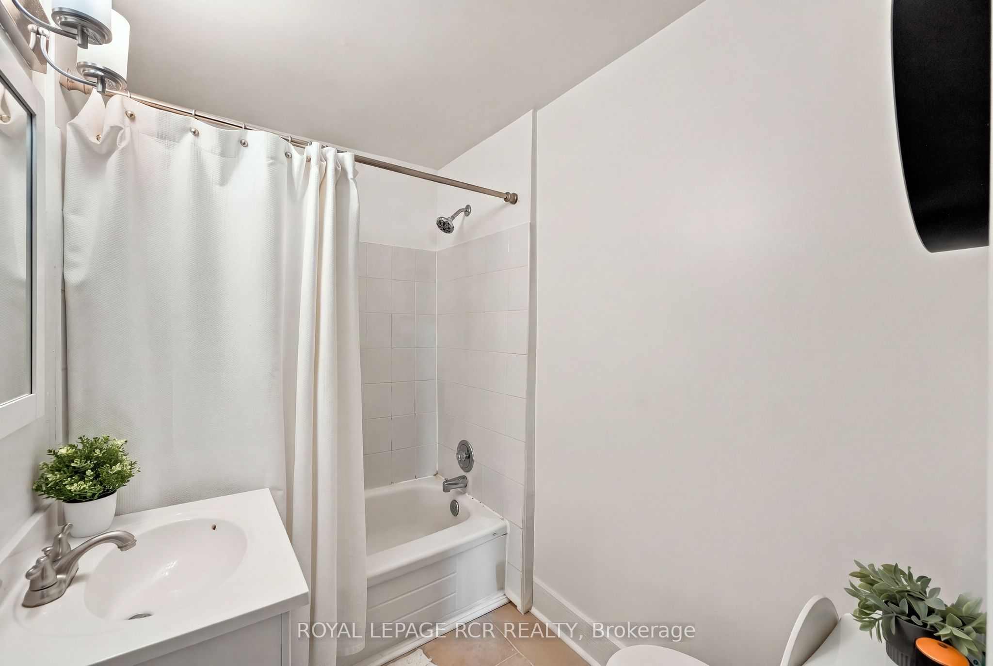 35 Metcalfe Street Property Photo 37