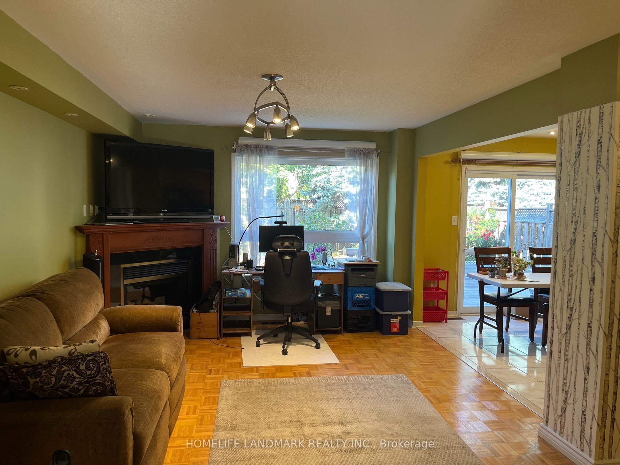 24 Gwilliam Lane Property Photo 10