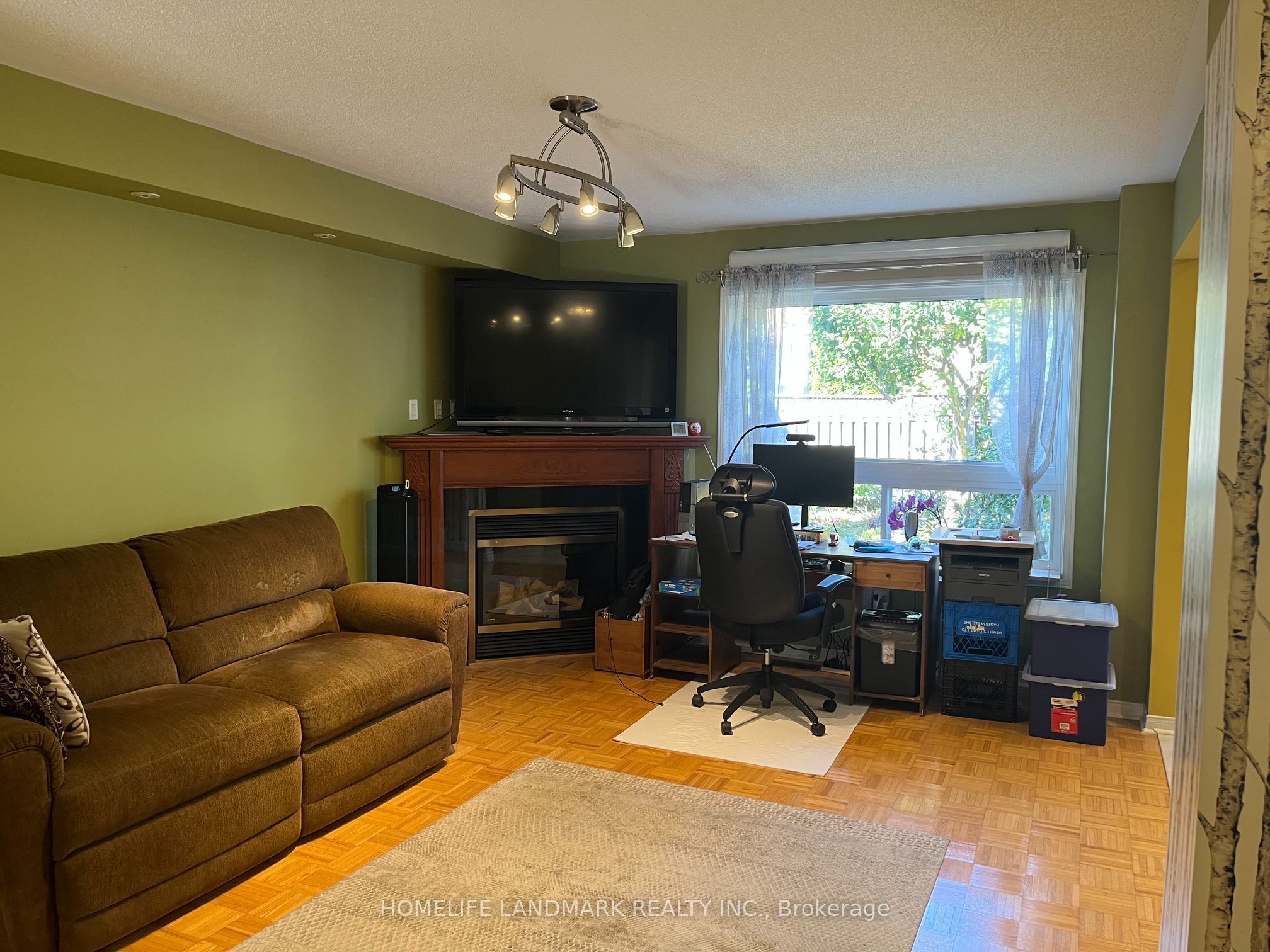 24 Gwilliam Lane Property Photo 15