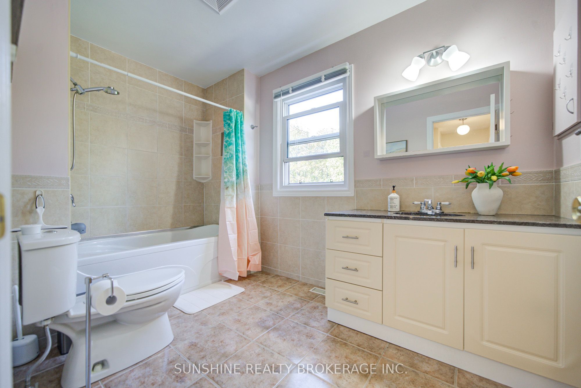 53 Vanessa Road Property Photo 25