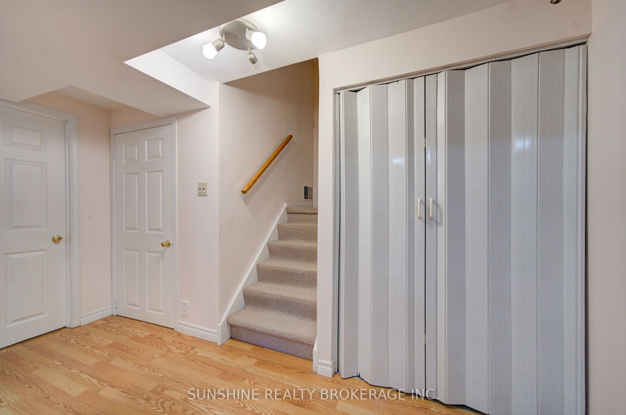 53 Vanessa Road Property Photo 29