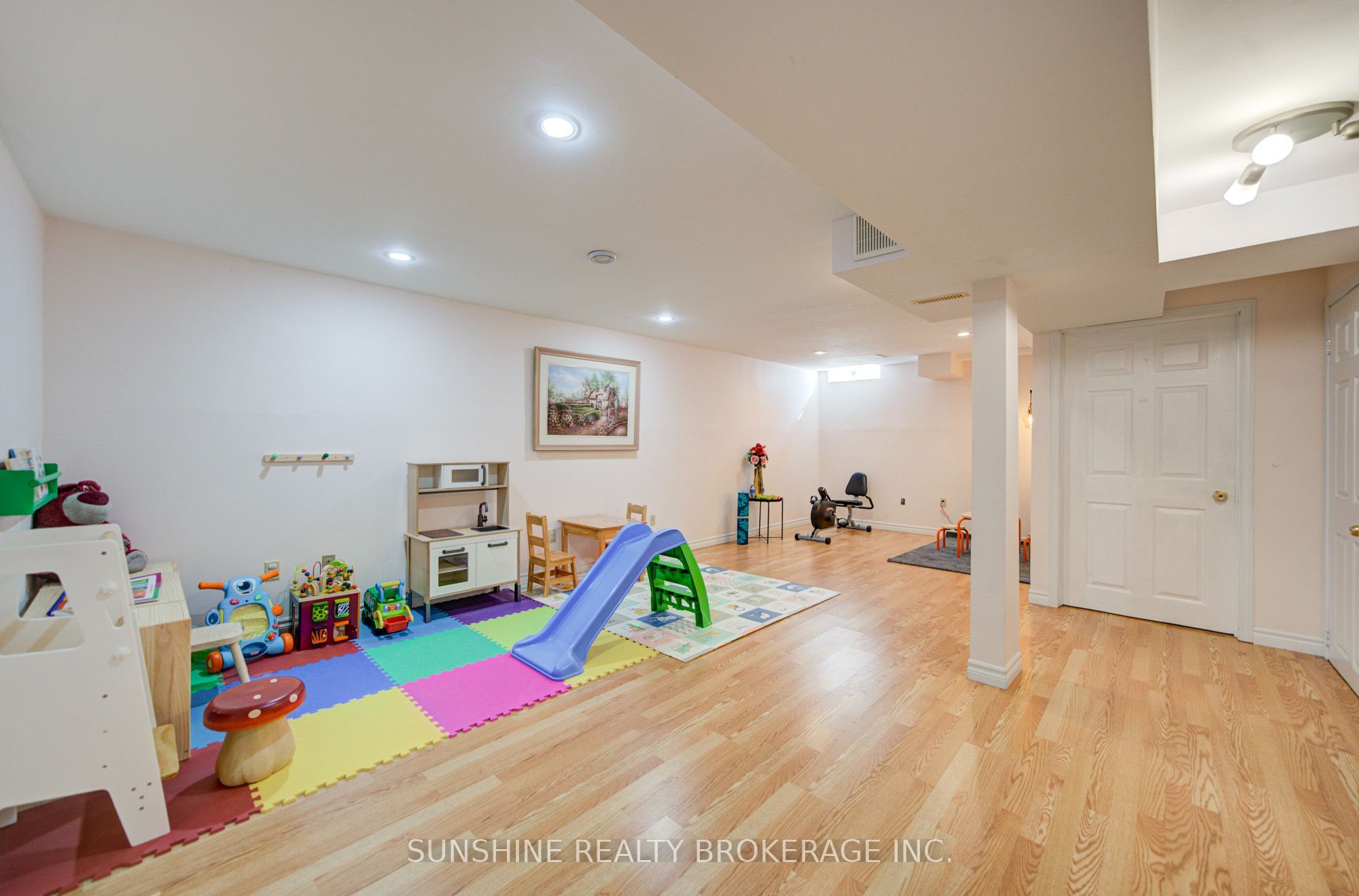 53 Vanessa Road Property Photo 30