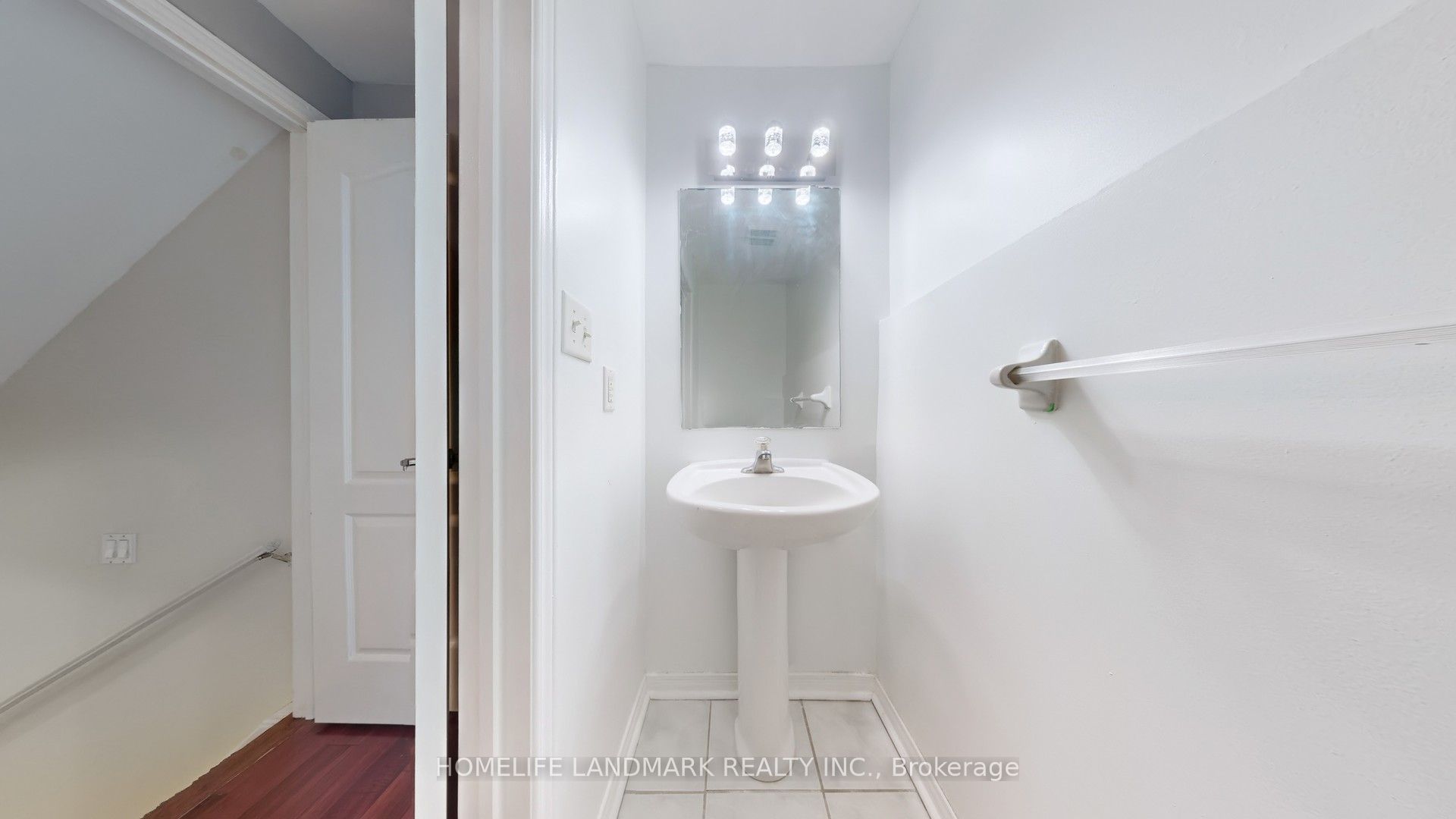 48 Outlook Terrace Drive Property Photo 17