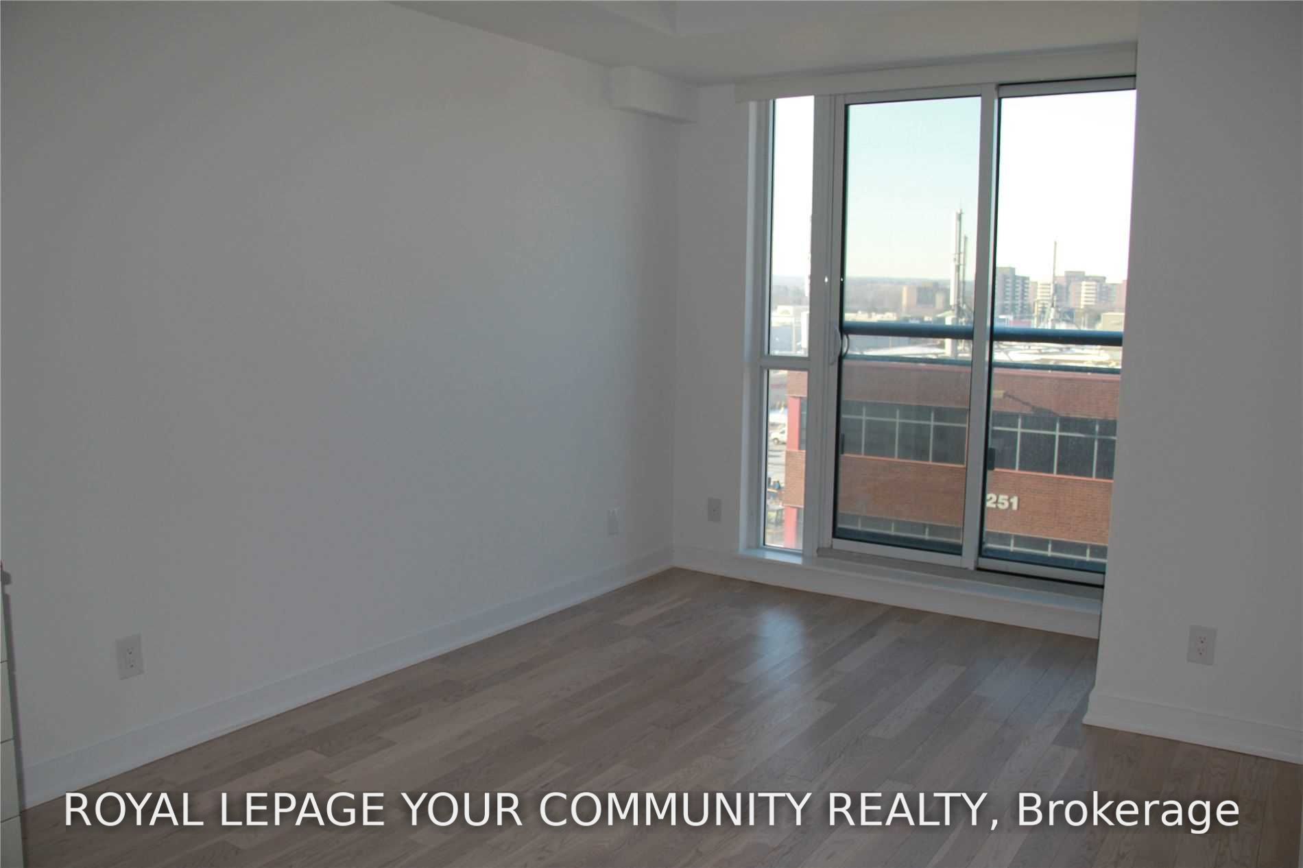 9201 Yonge Street 602 Property Photo 4