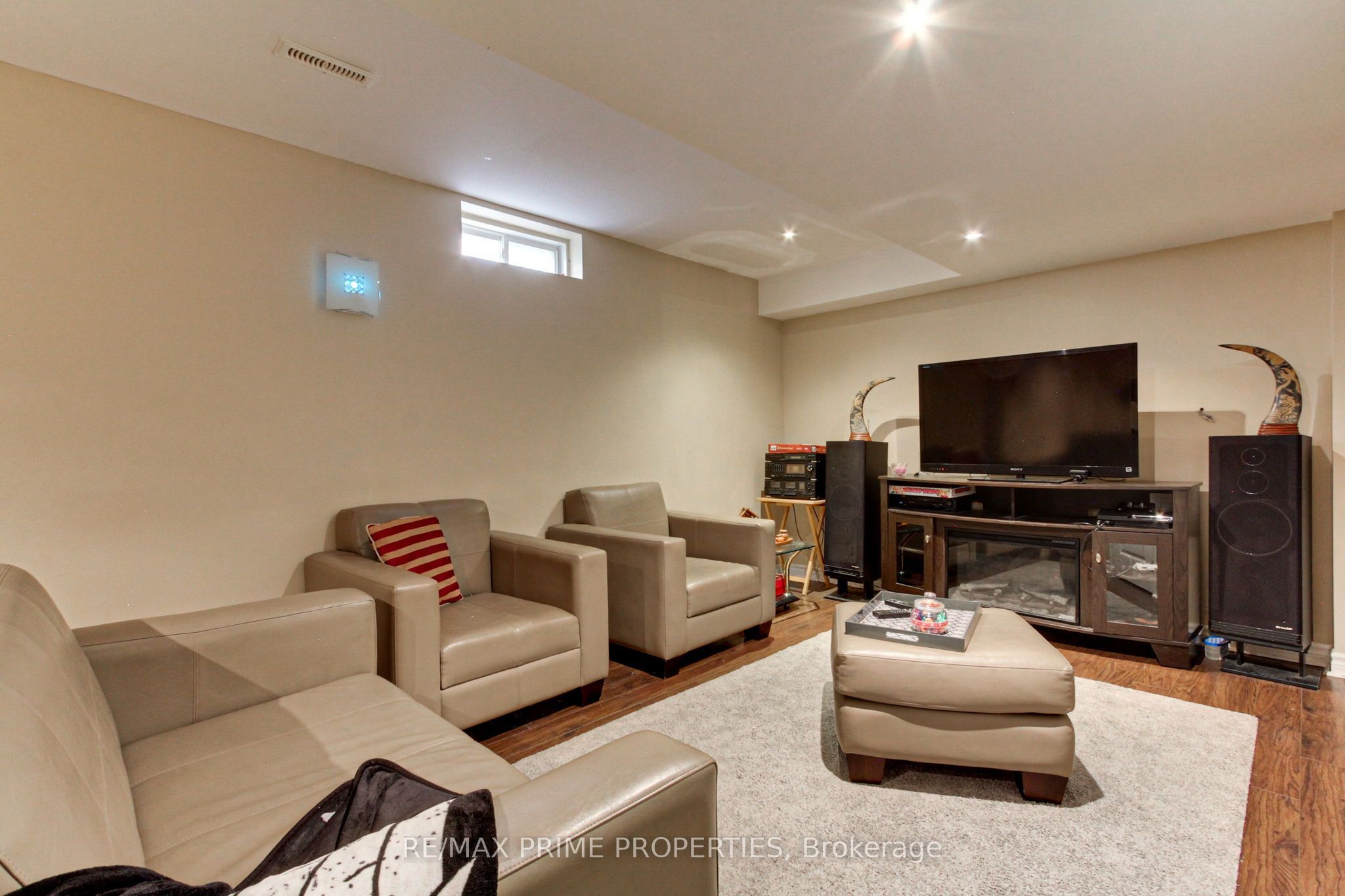 64 Ian Drive Property Photo 23