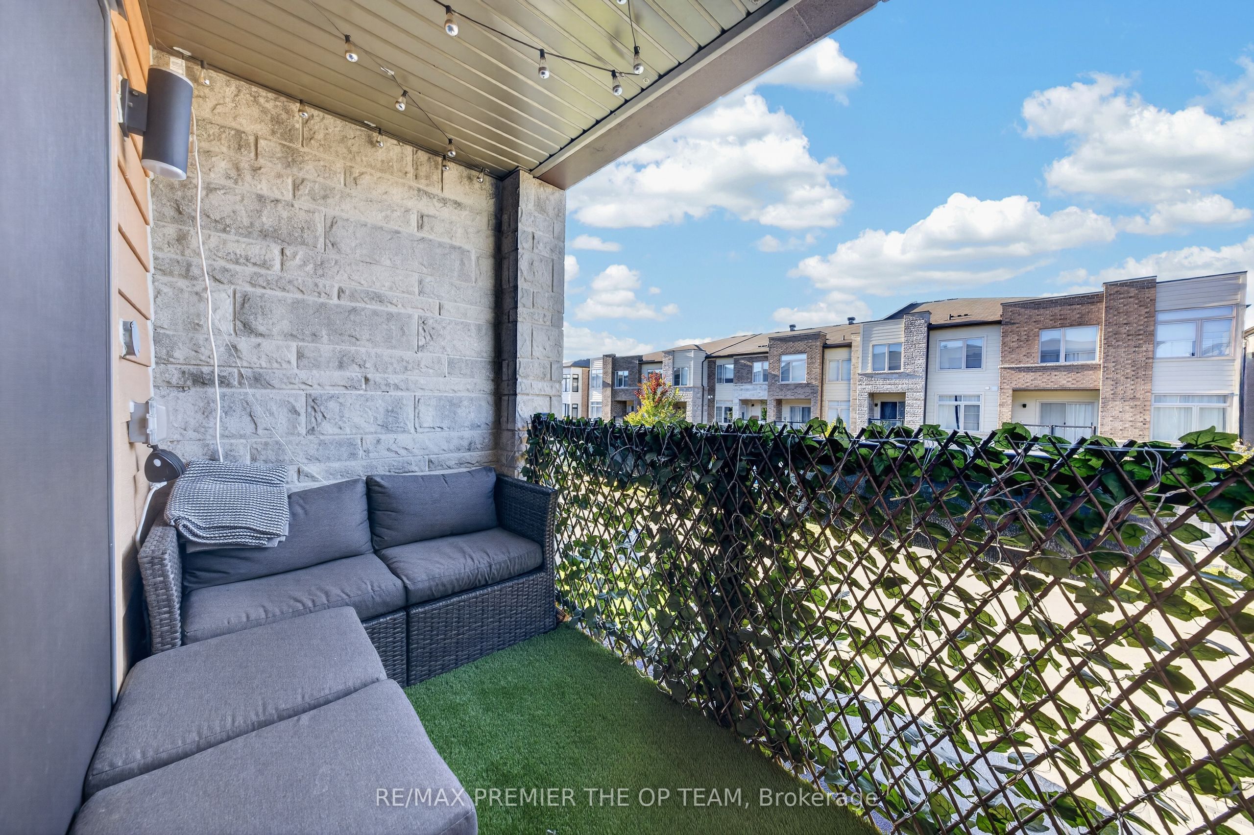233 Vivant Street Property Photo 11