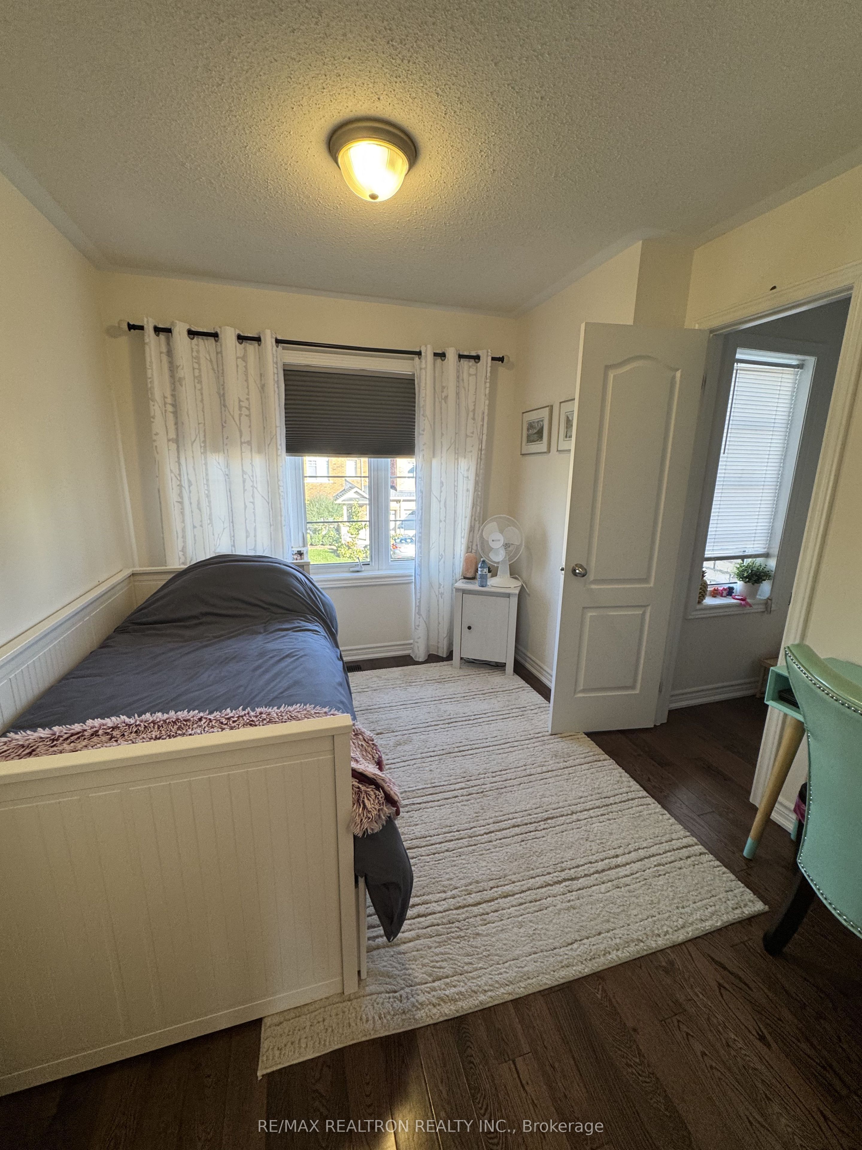 49 Mondial Crescent Property Photo 11