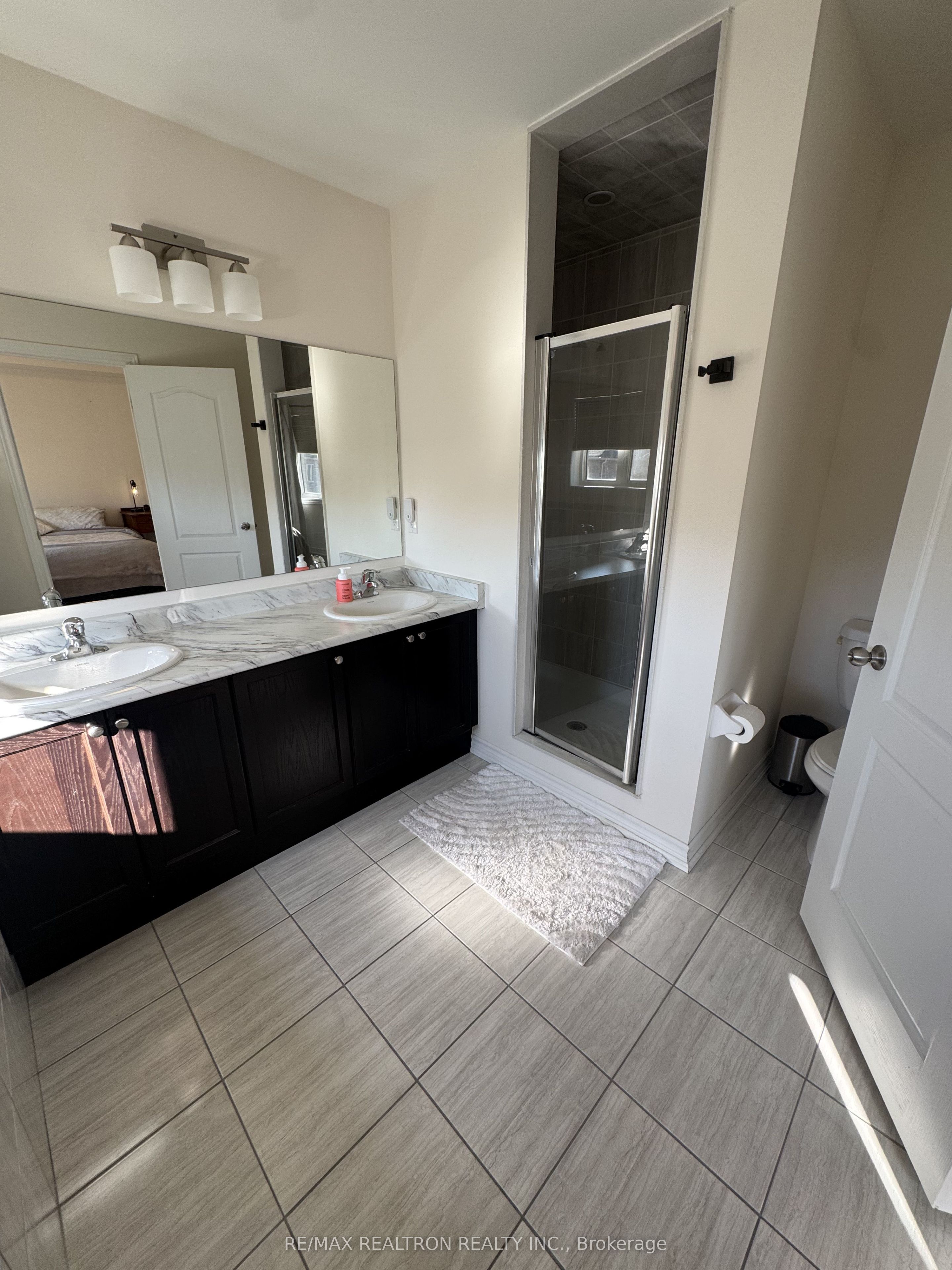 49 Mondial Crescent Property Photo 17