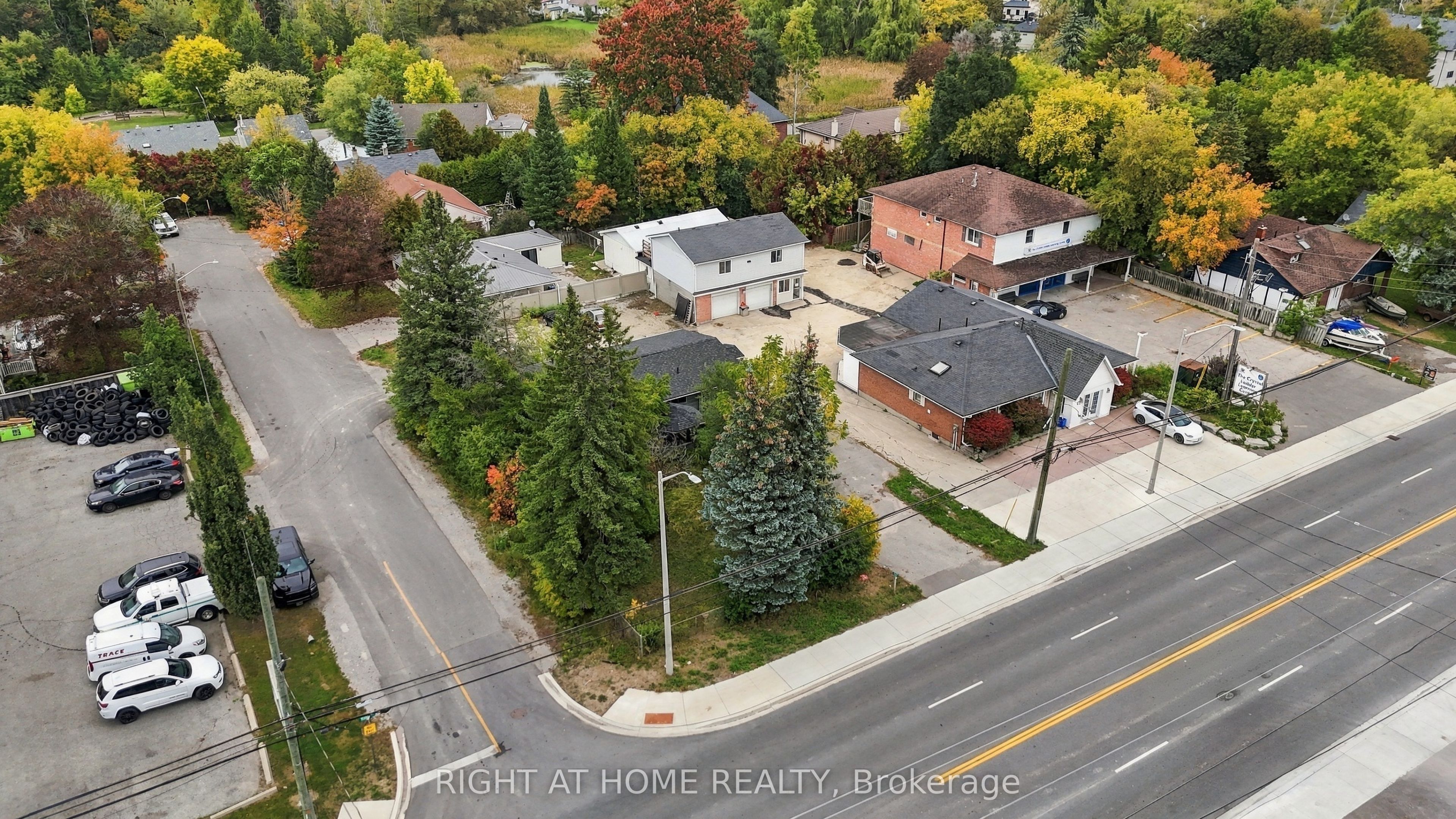 198 King Road Property Photo 7