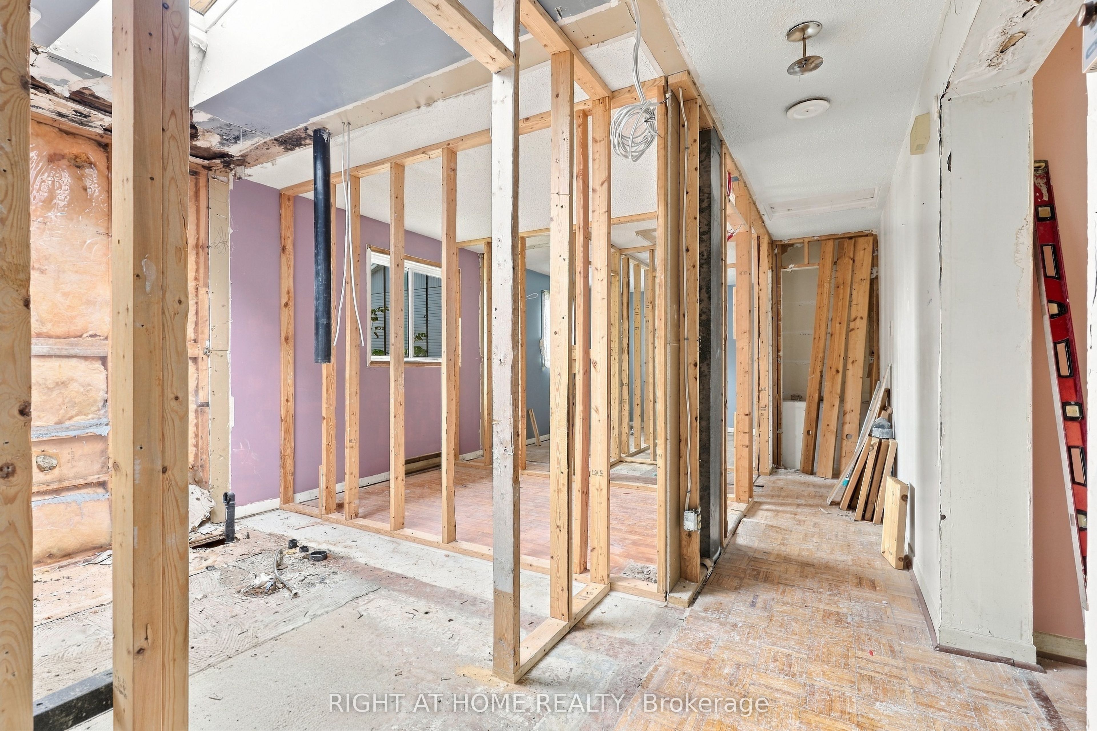 198 King Road Property Photo 18