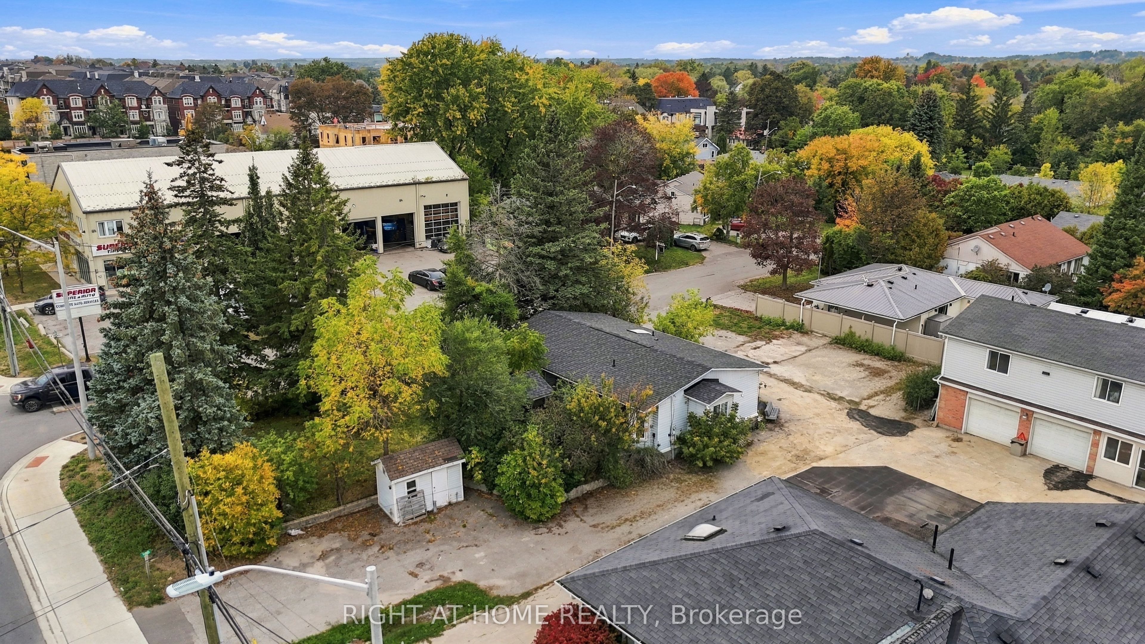 198 King Road Property Photo 27