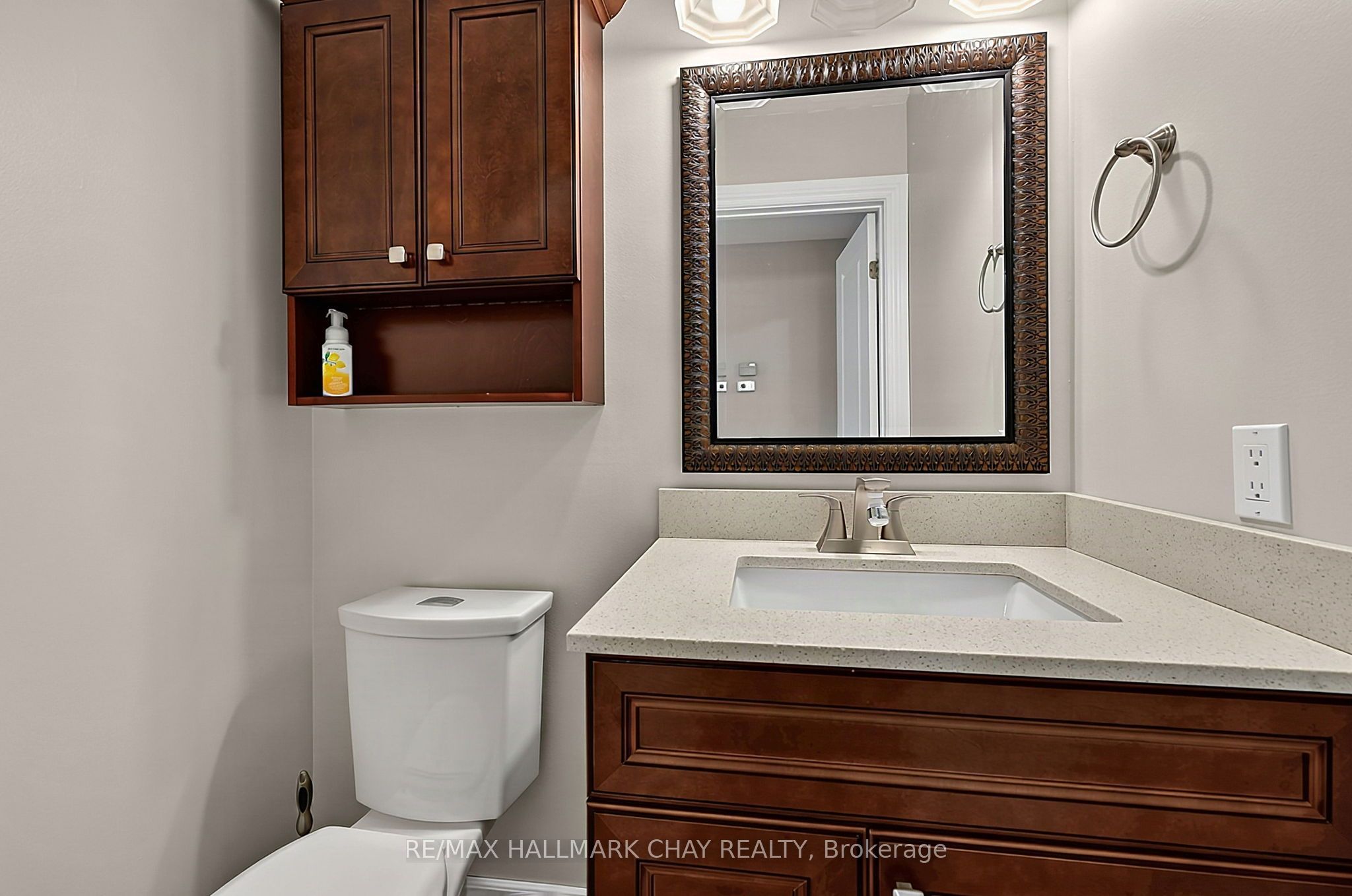 38 Imperial Crescent Property Photo 13