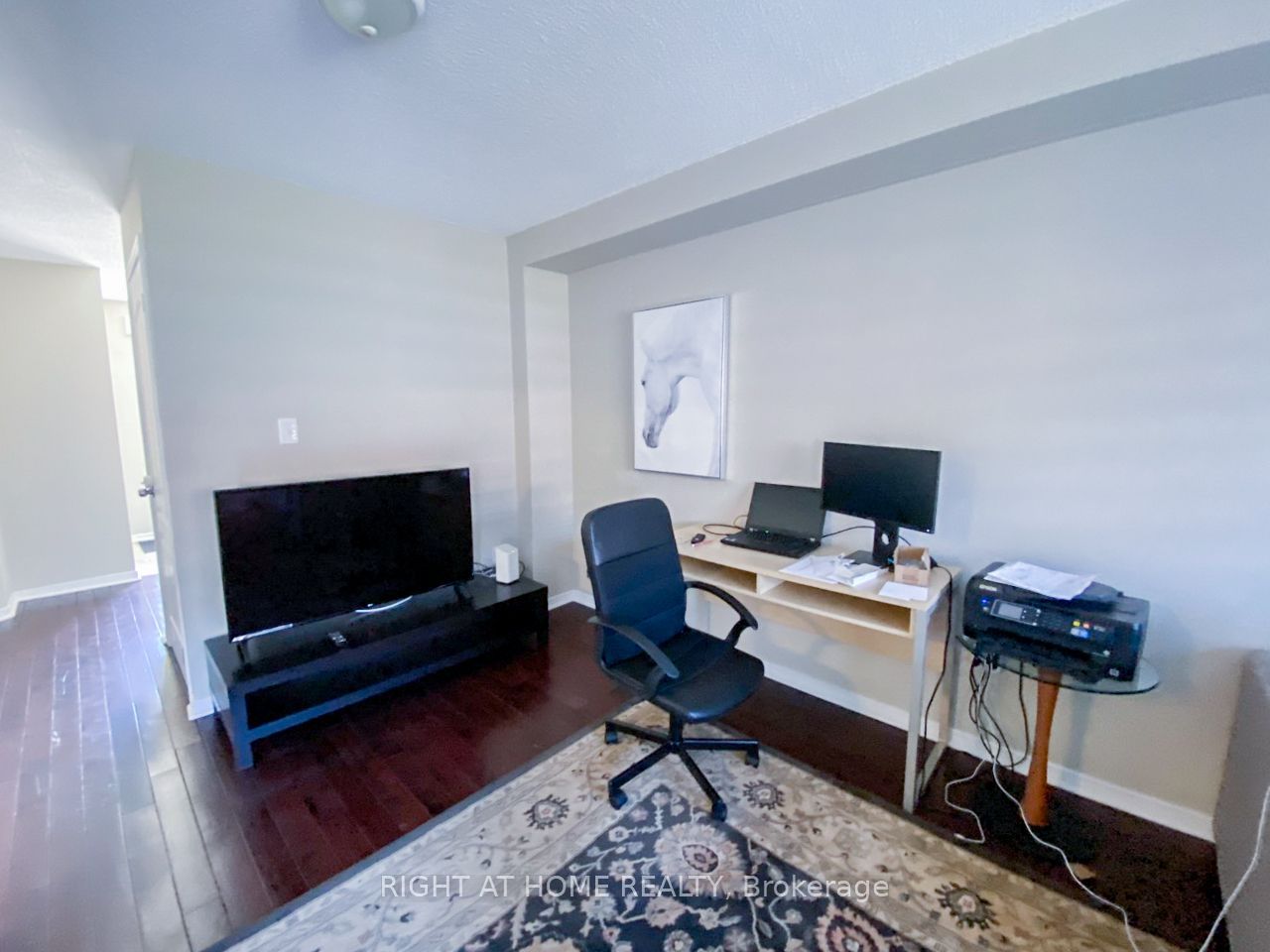2099 Osbond Road Property Photo 12