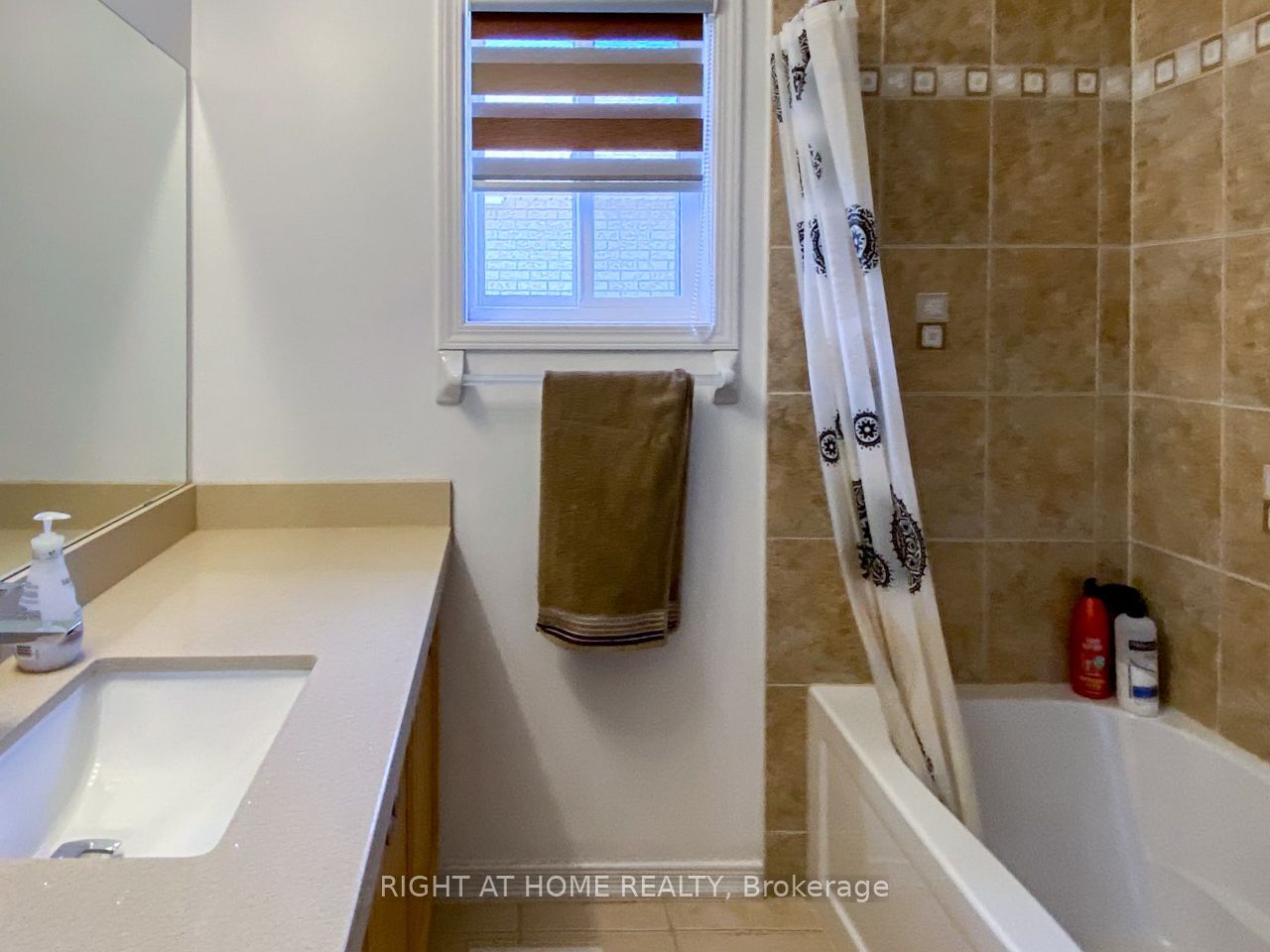2099 Osbond Road Property Photo 21