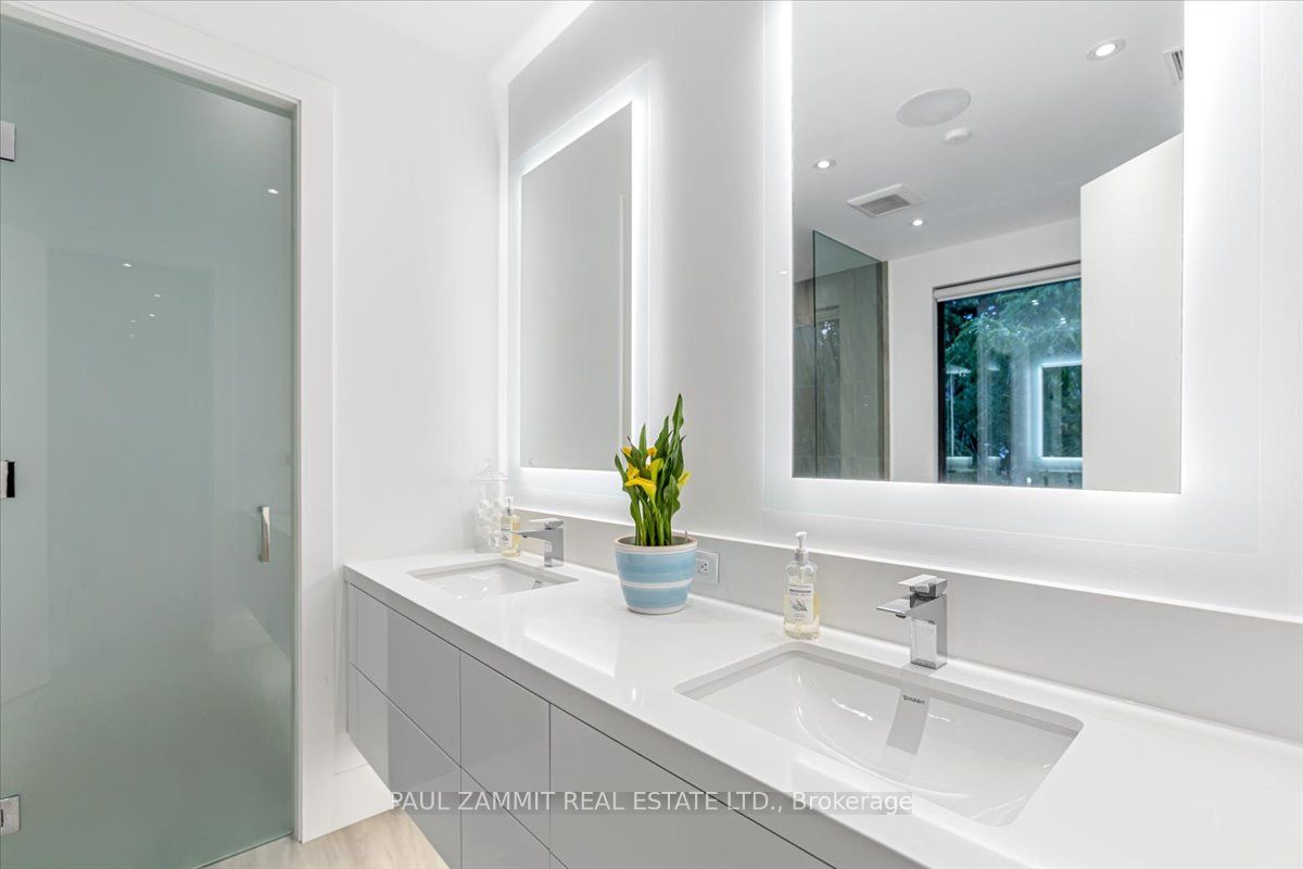 14 Rothsay Road Property Photo 28