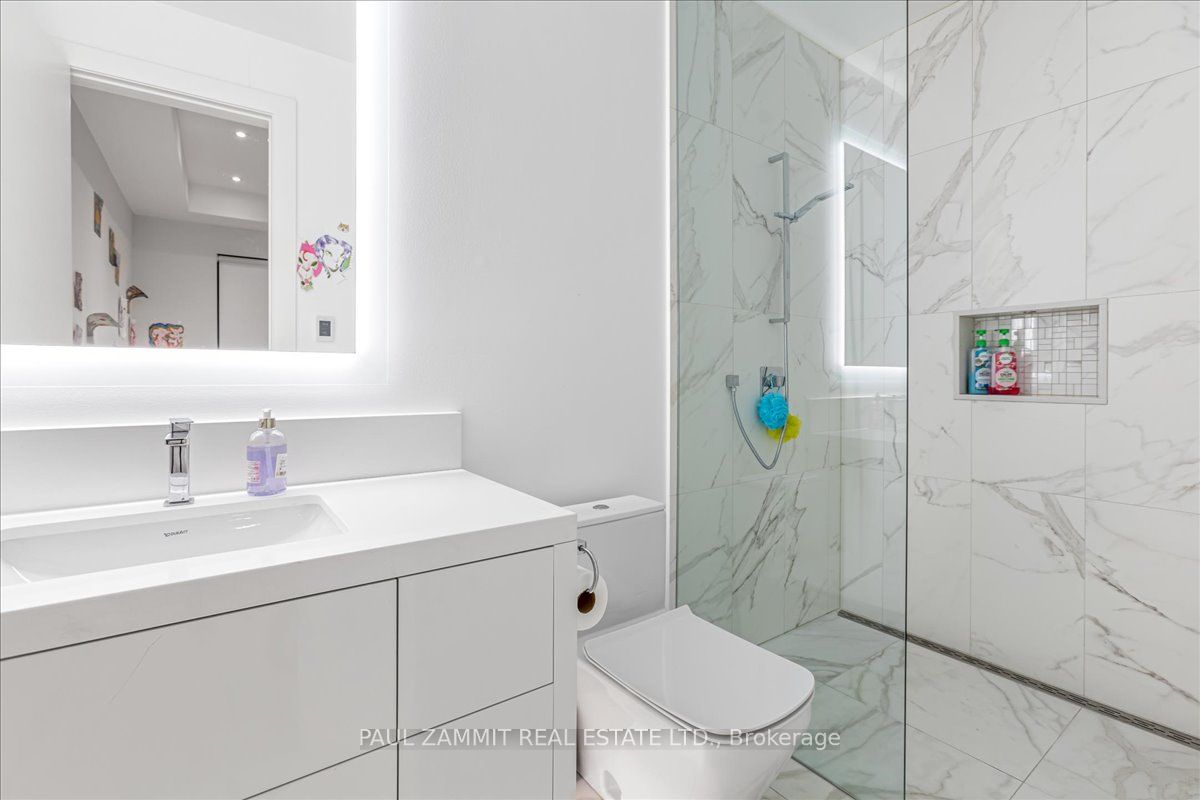 14 Rothsay Road Property Photo 31