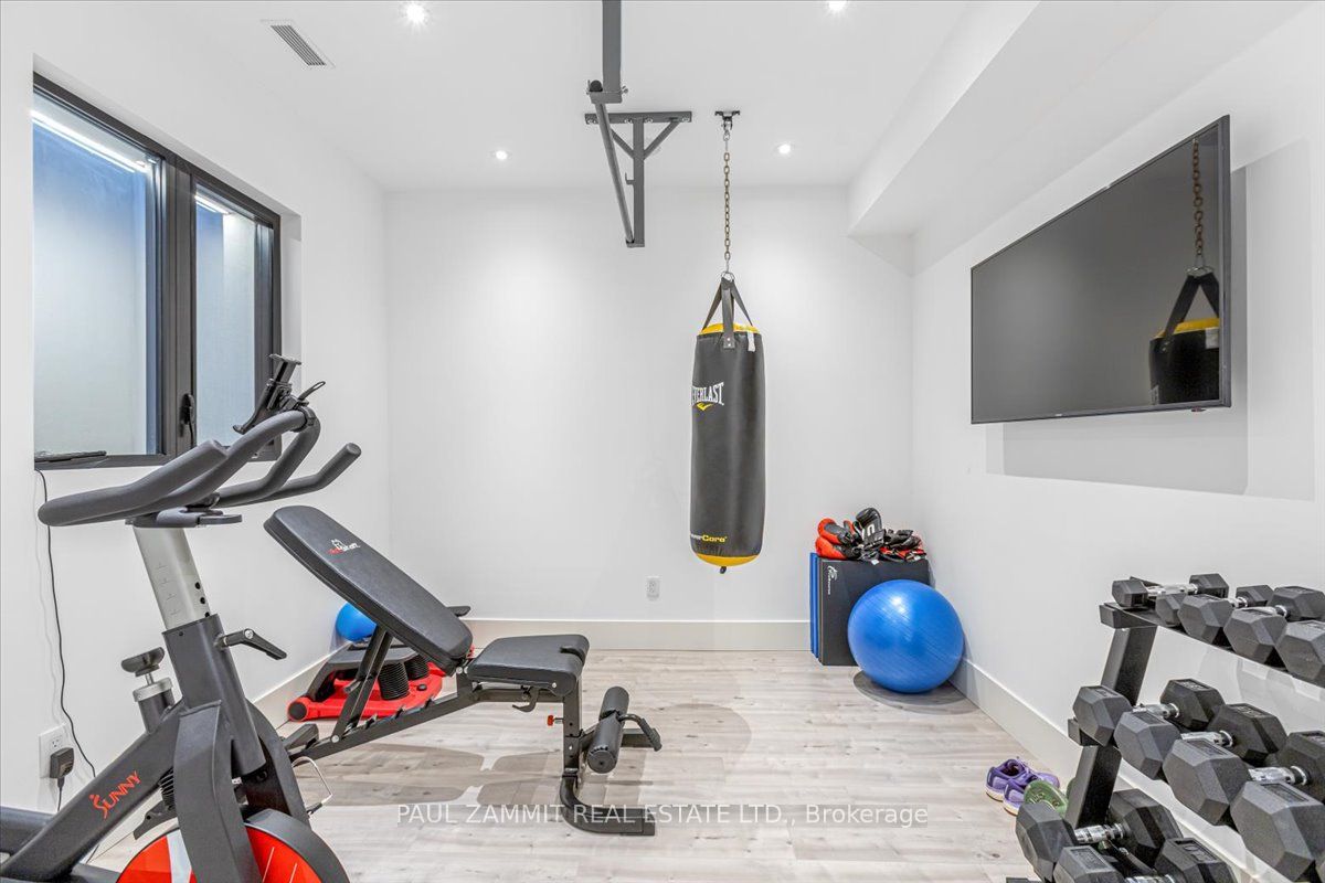 14 Rothsay Road Property Photo 39