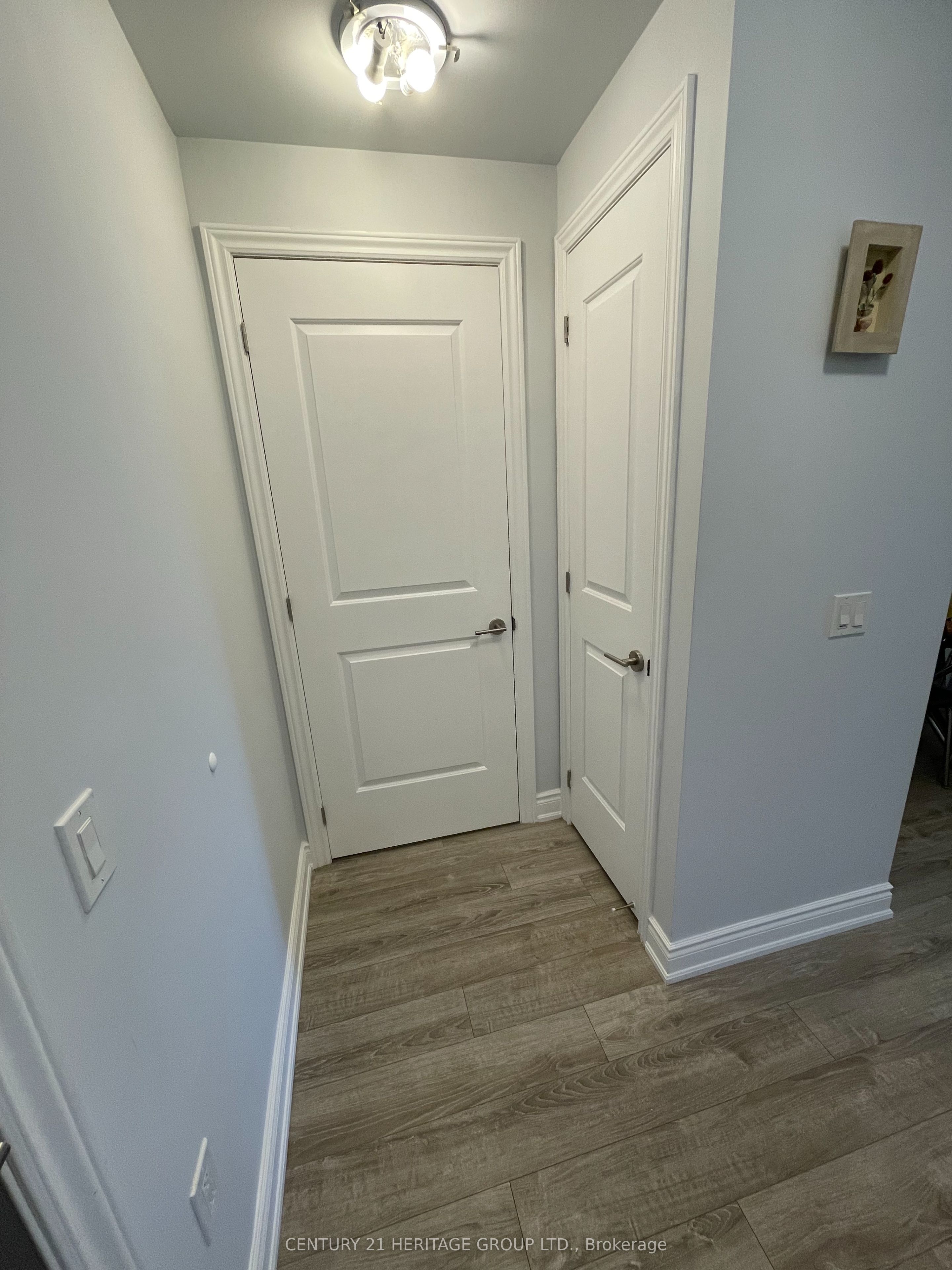 9618 Yonge Street 201 Property Photo 2