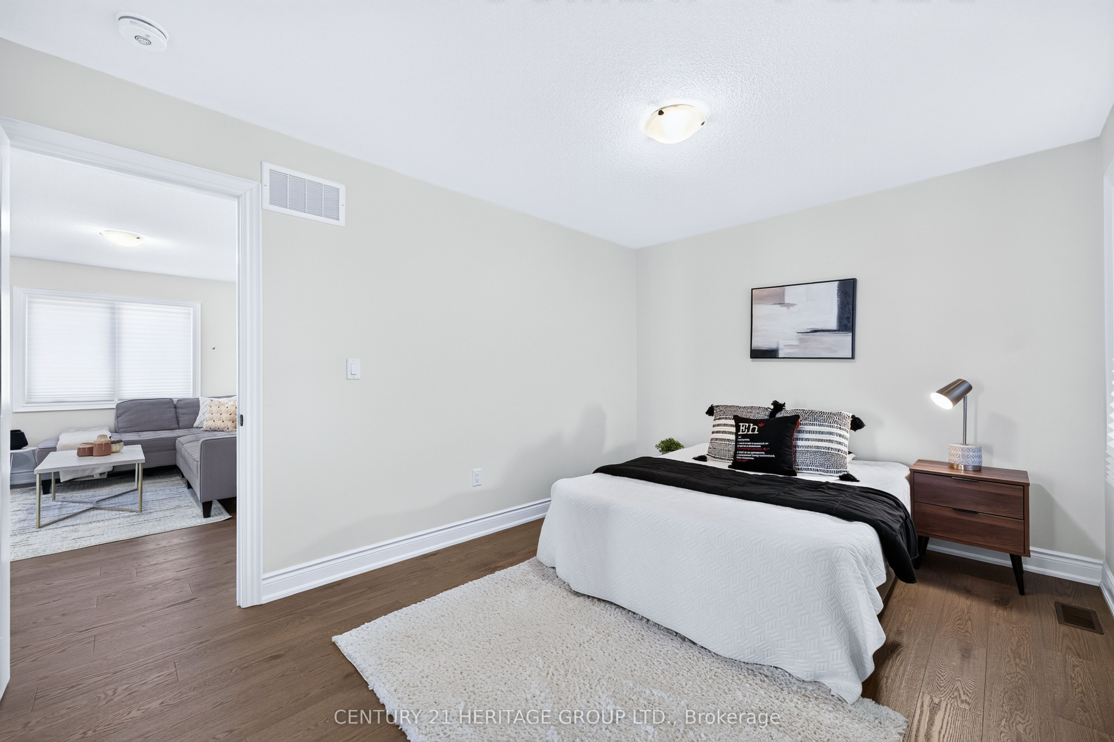 147 Meadow Vista Crescent Property Photo 34