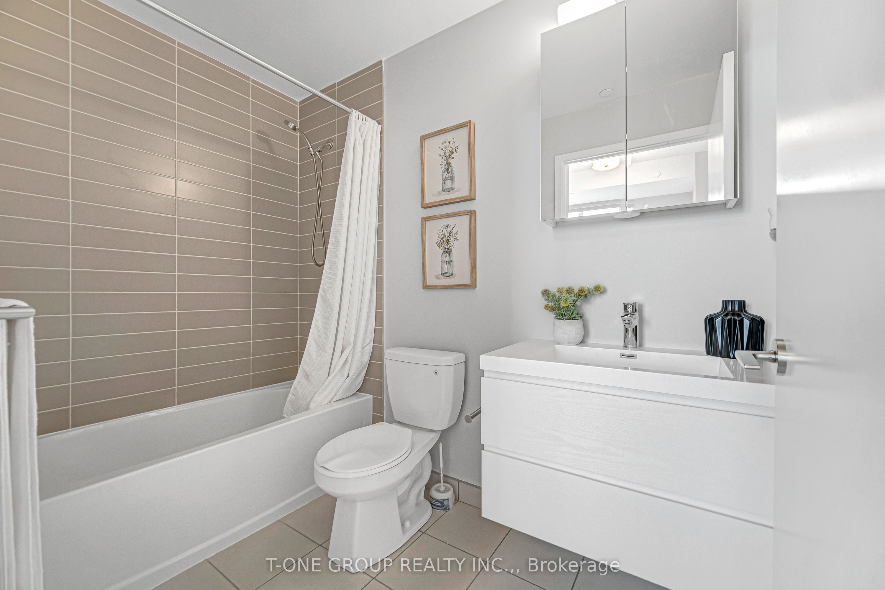 292 Verdale Crossing 1007 Property Photo 22