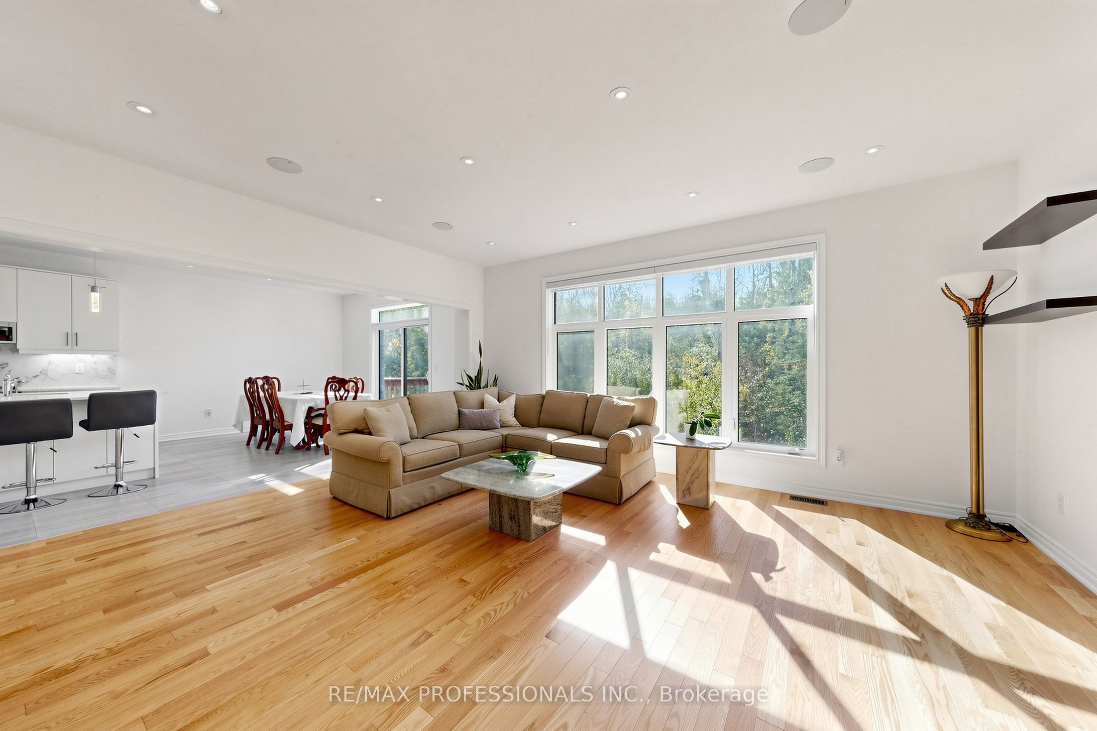 1450 Davis Loop Property Photo 3