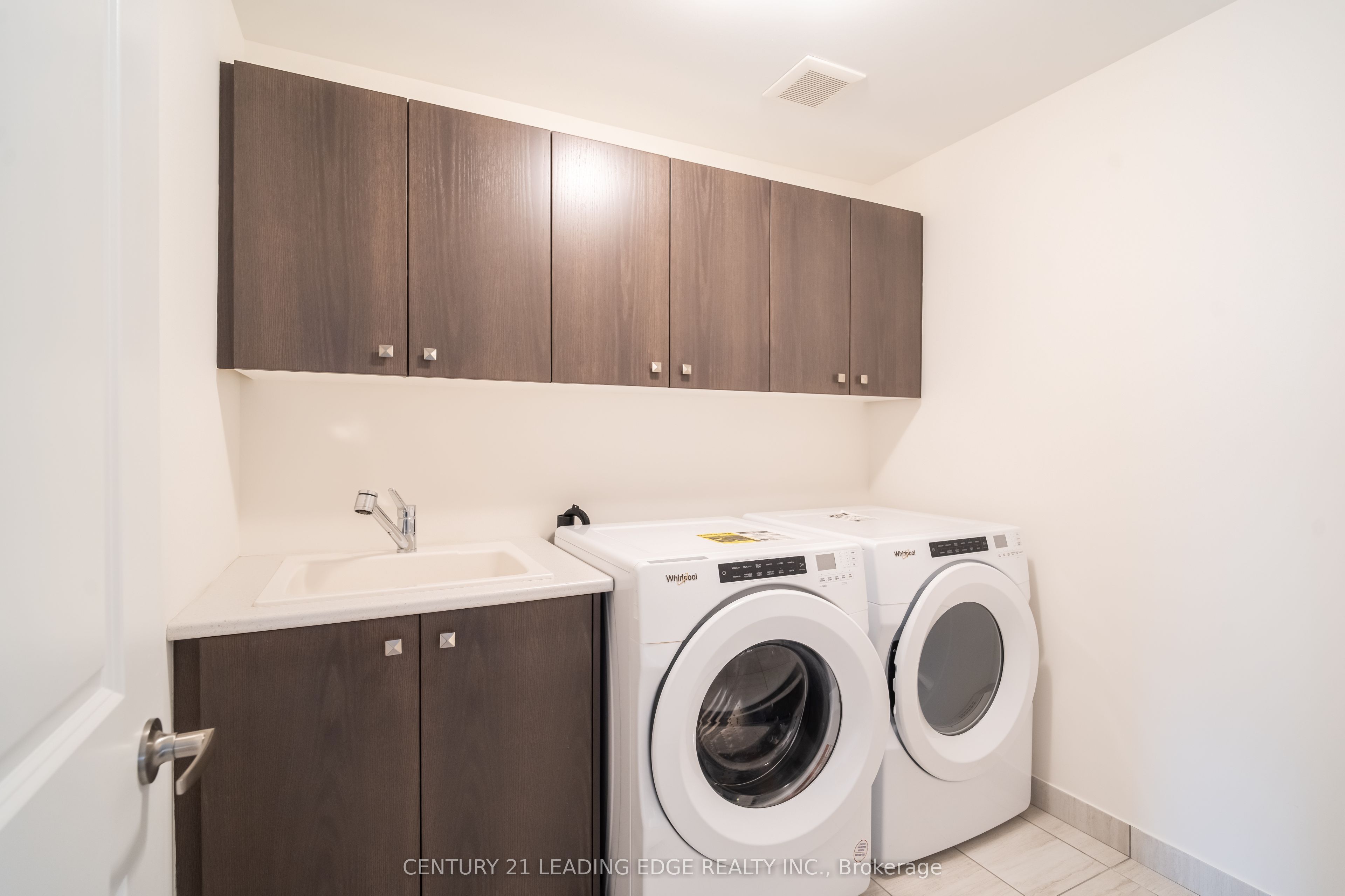 103 Kentledge Avenue Property Photo 31