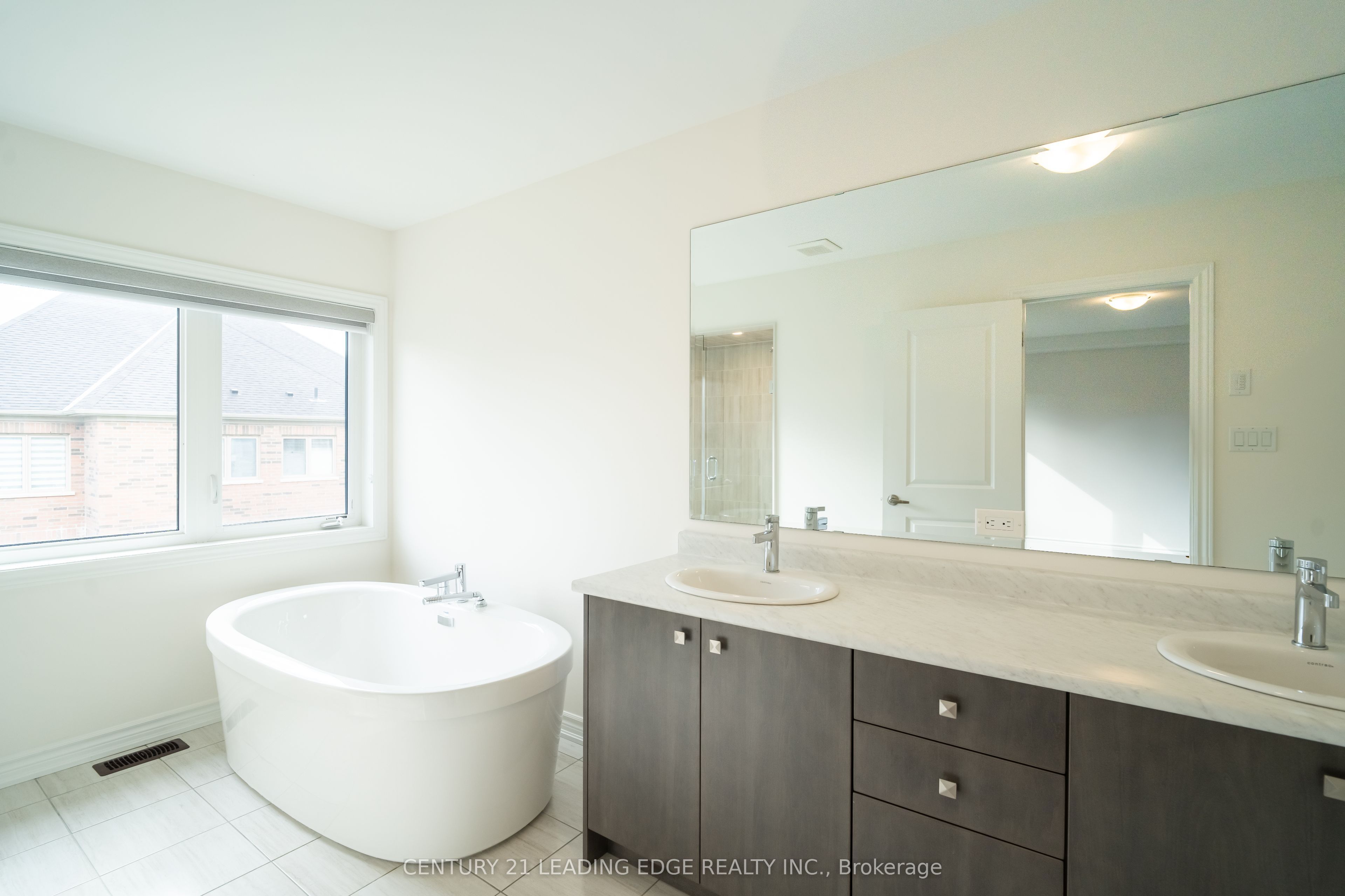 103 Kentledge Avenue Property Photo 39