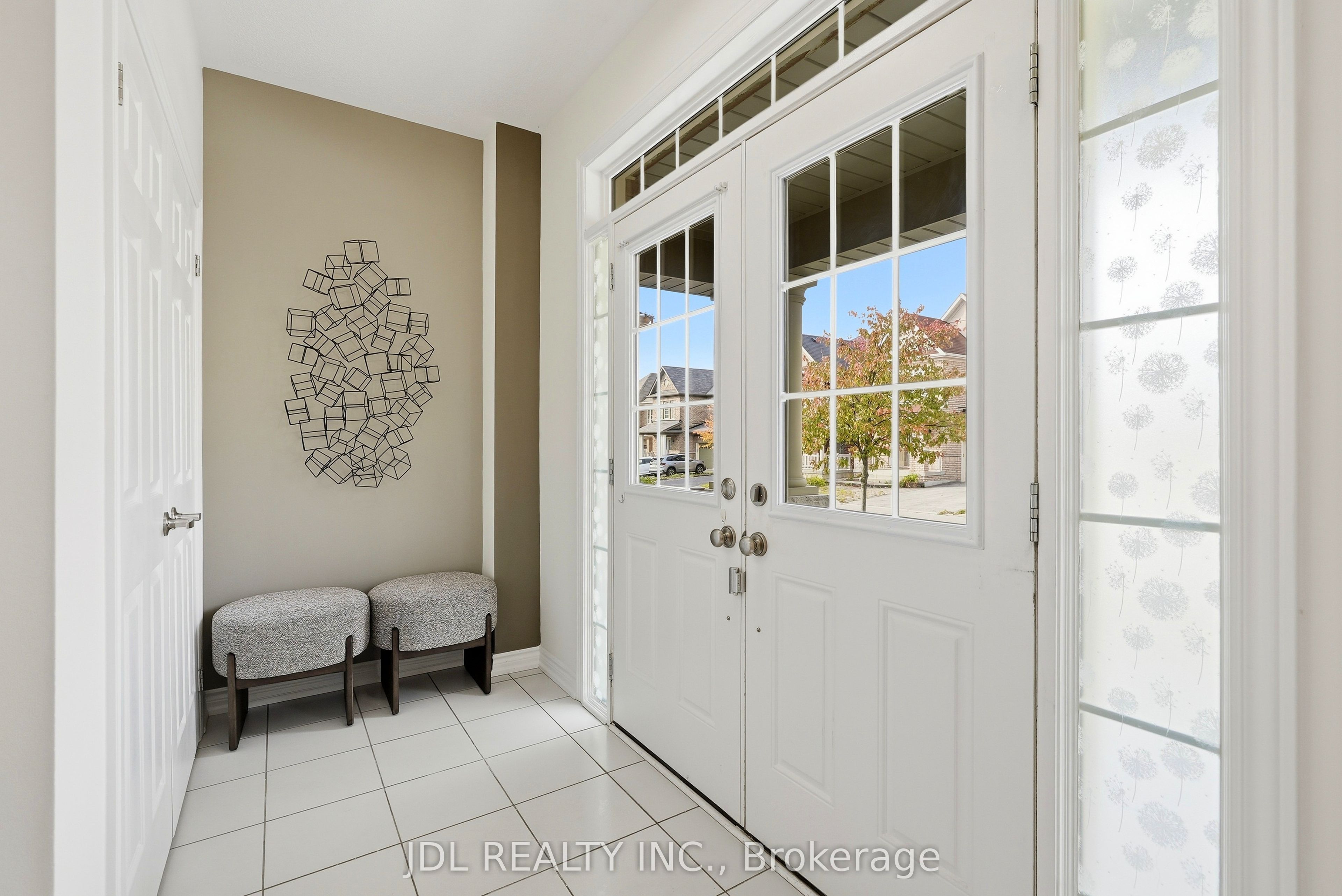 15 Beacon Point Street Property Photo 11