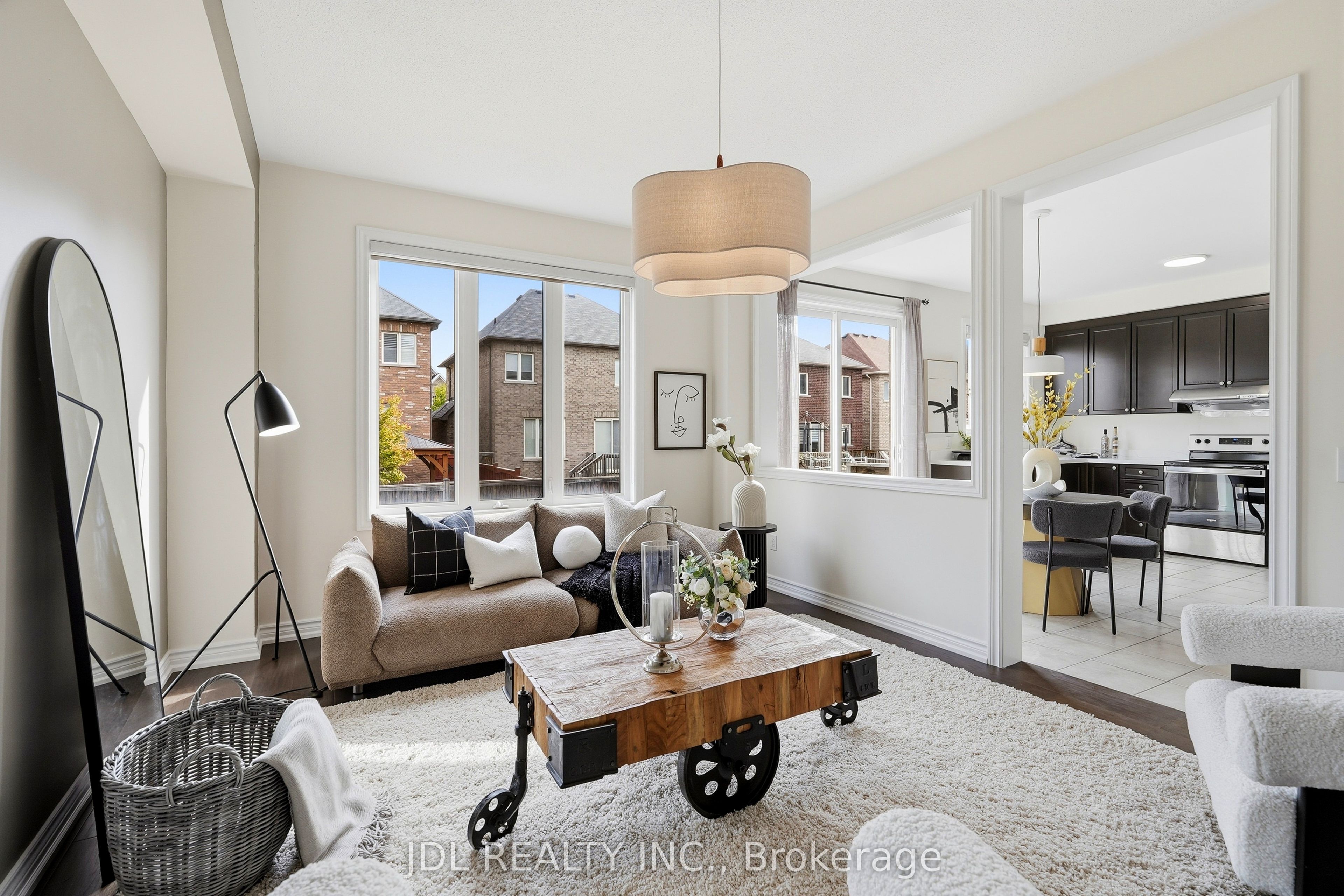 15 Beacon Point Street Property Photo 19