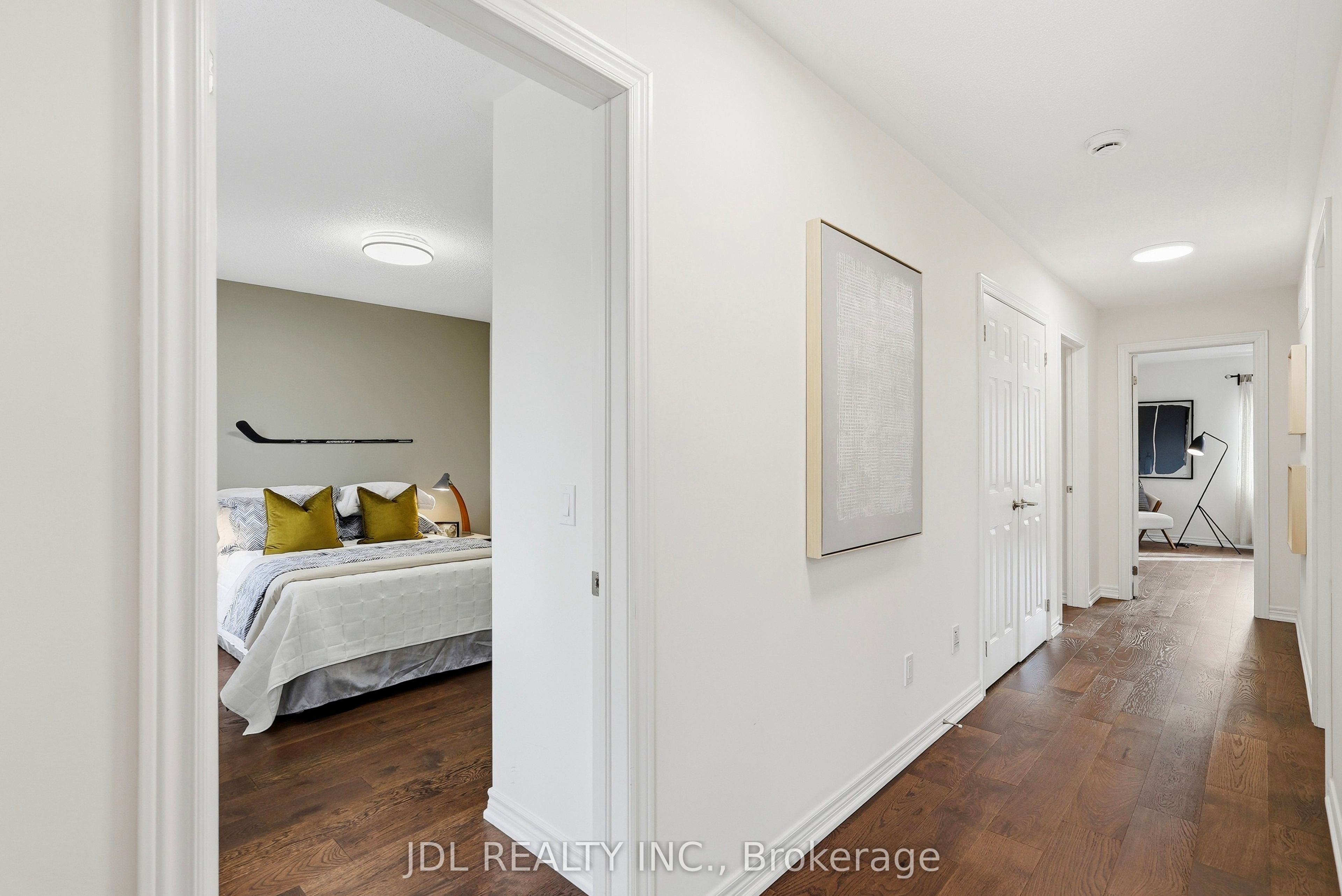 15 Beacon Point Street Property Photo 27