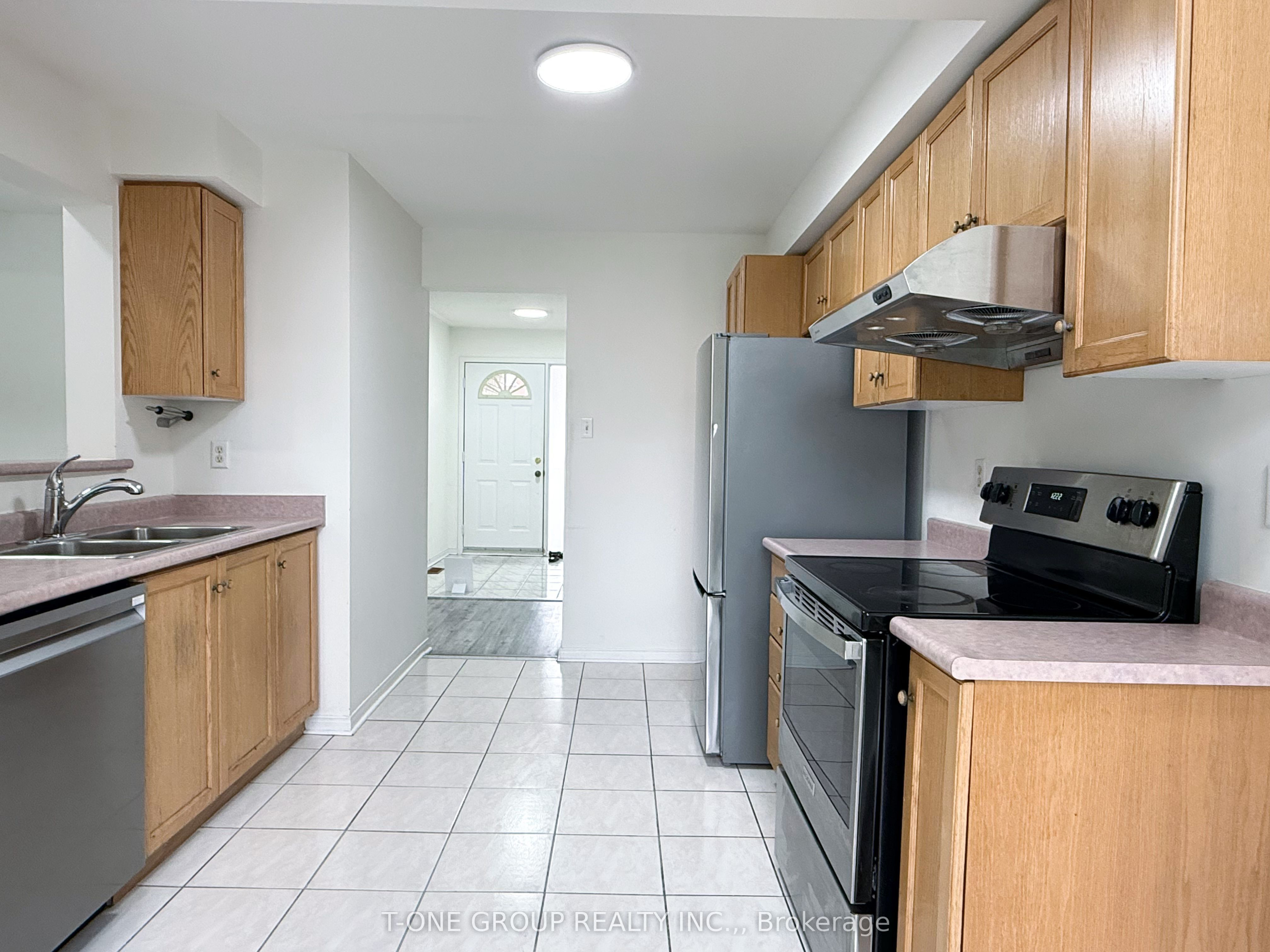 90 Bridlepath Street Property Photo 2