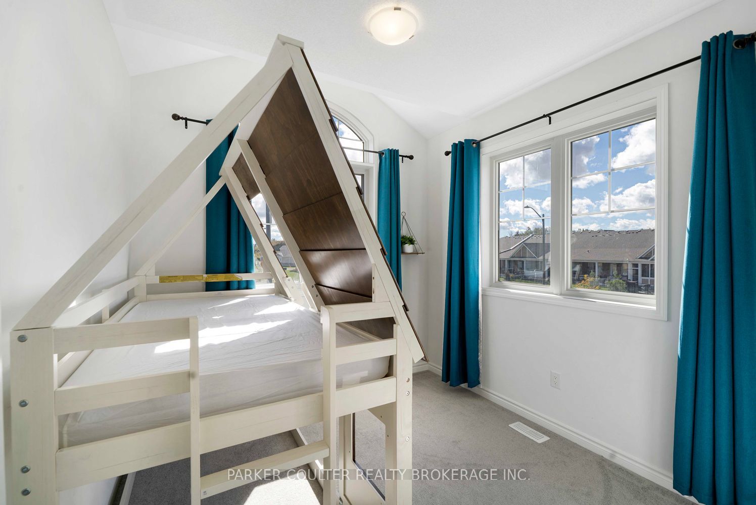 728 Mika Street Property Photo 21