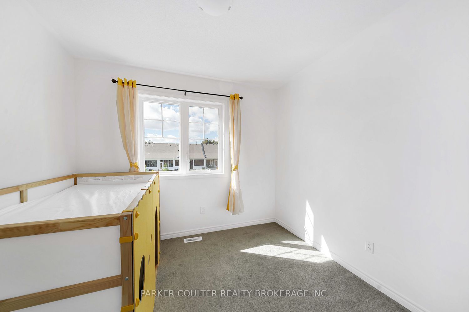 728 Mika Street Property Photo 28
