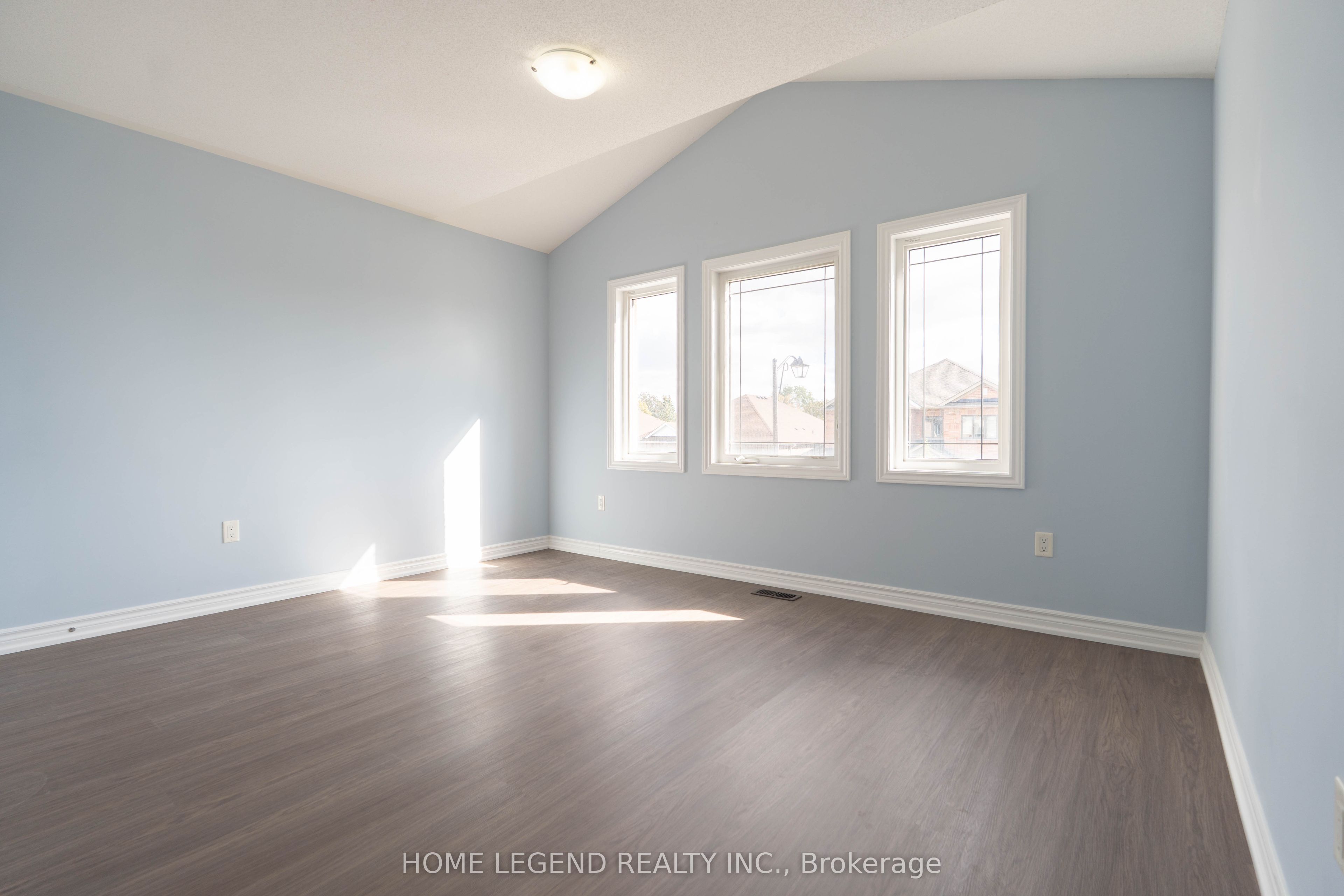 26 Pollock Avenue Property Photo 24
