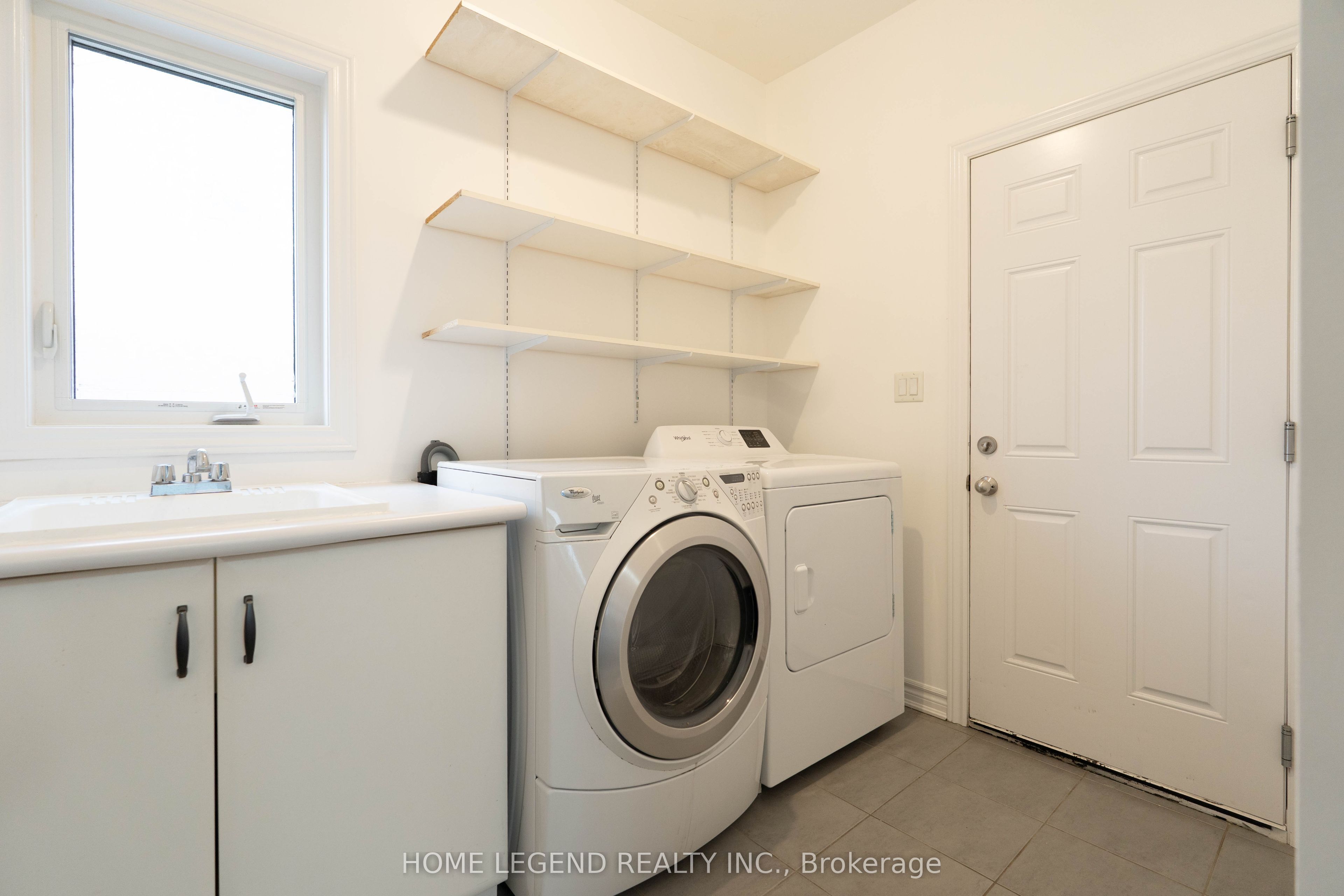 26 Pollock Avenue Property Photo 31