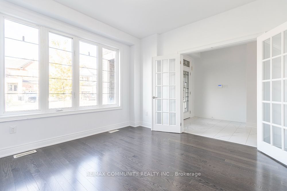 1305 Butler Street Property Photo 10