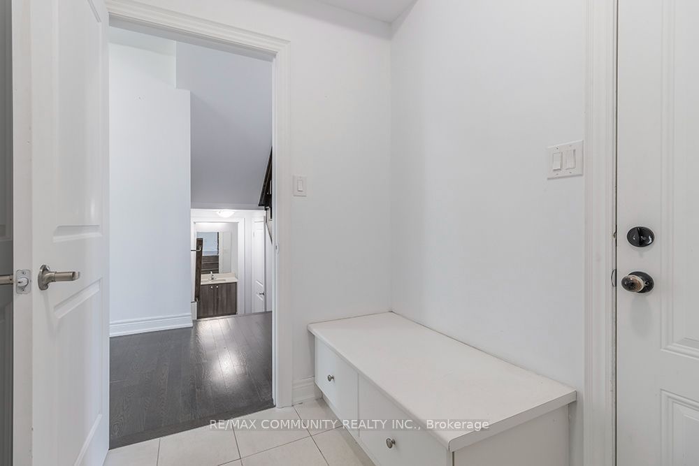1305 Butler Street Property Photo 11