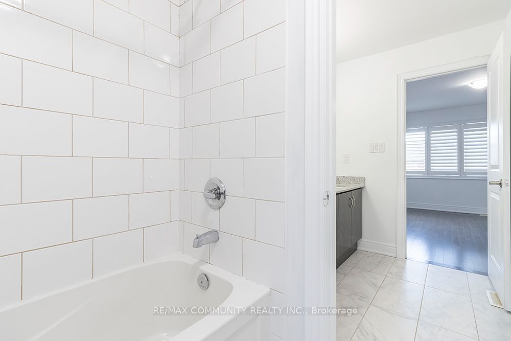 1305 Butler Street Property Photo 33