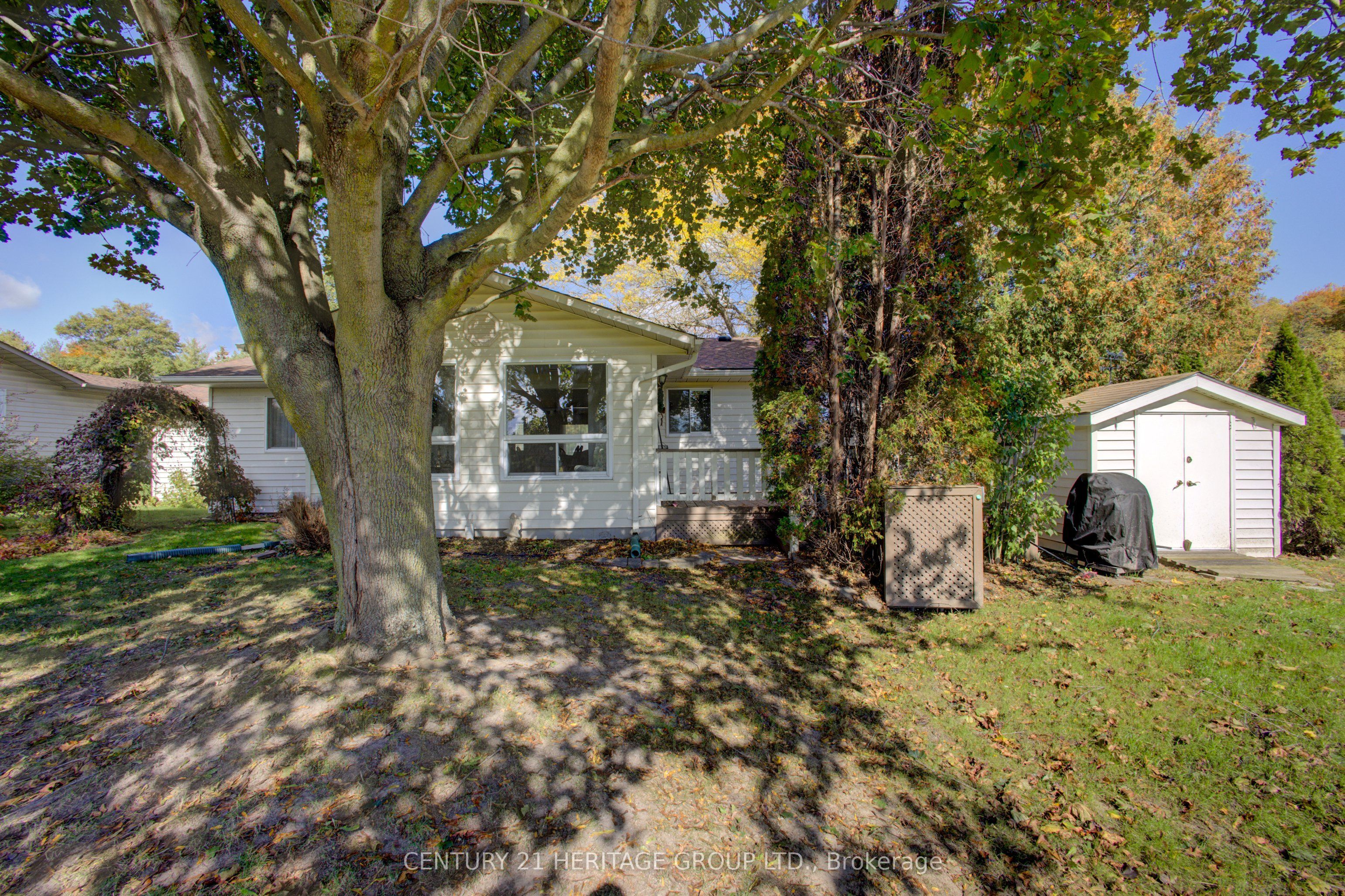 60 Tecumseth Pines Drive Property Photo 35