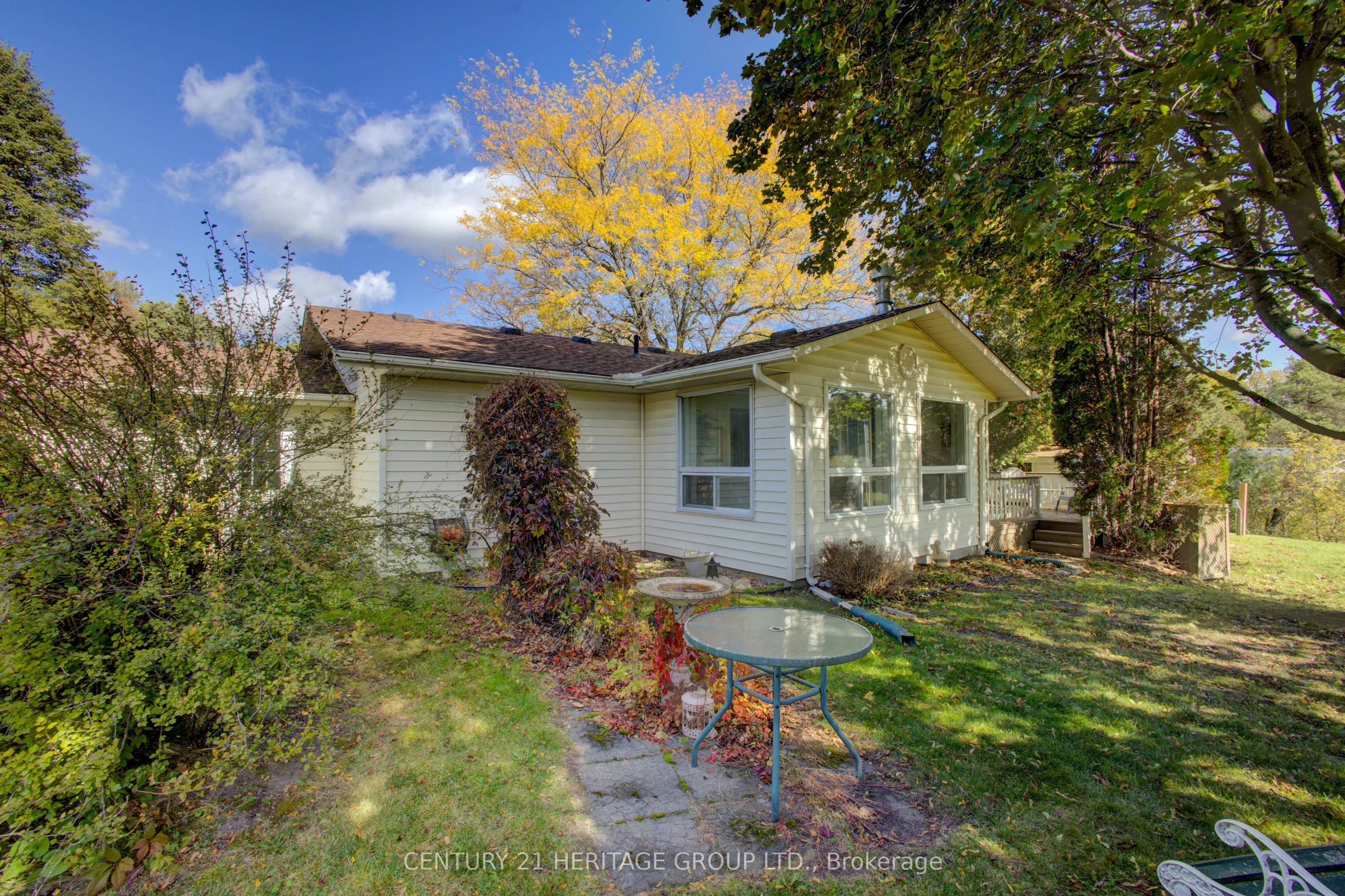 60 Tecumseth Pines Drive Property Photo 36