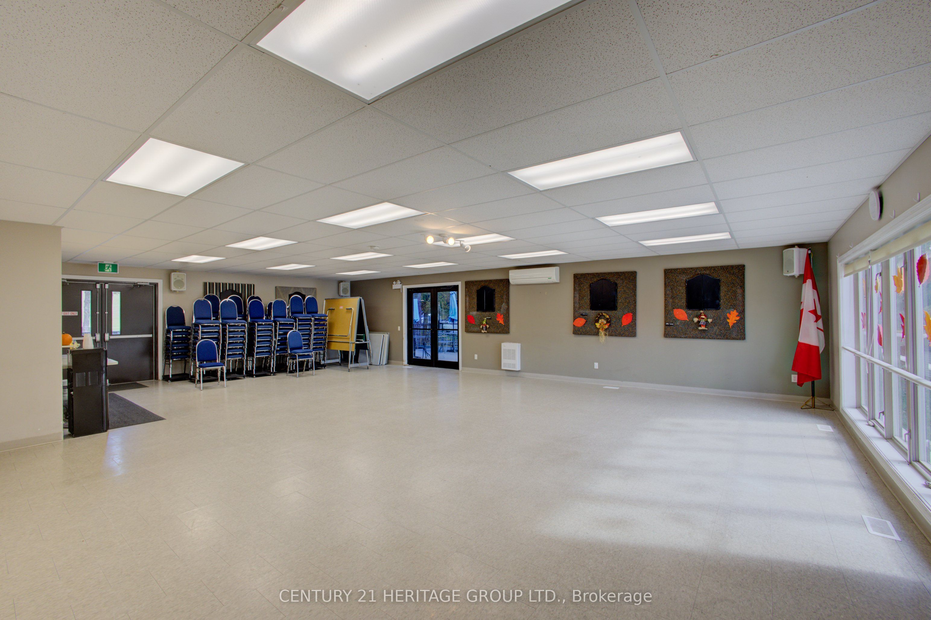 60 Tecumseth Pines Drive Property Photo 45