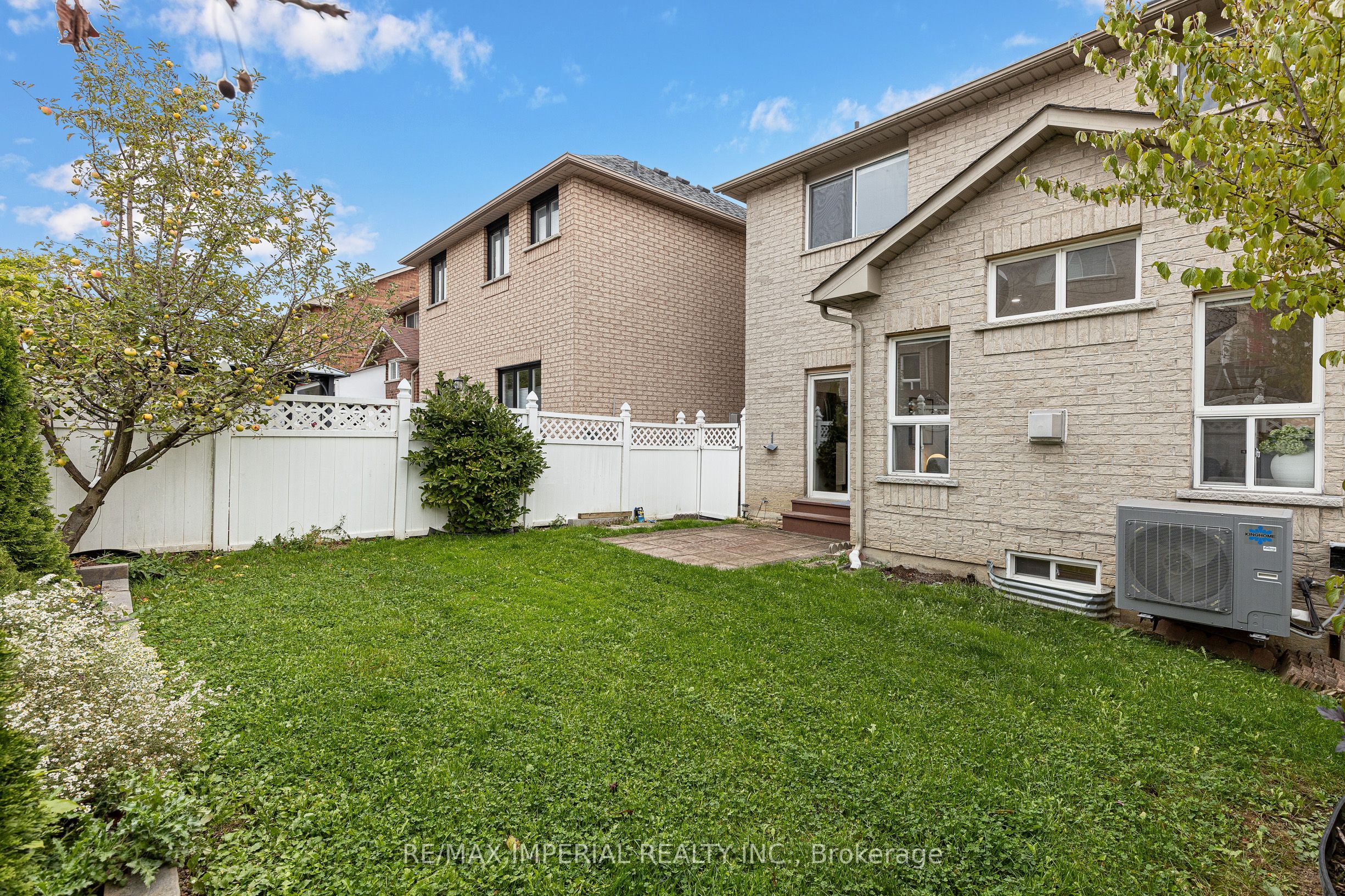 44 Hawkview Boulevard Property Photo 48
