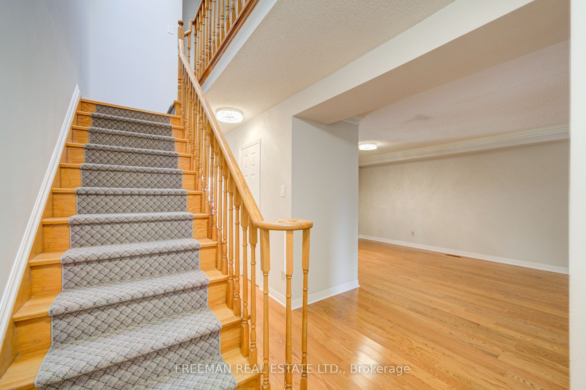 107 Brownstone Circle Property Photo 5
