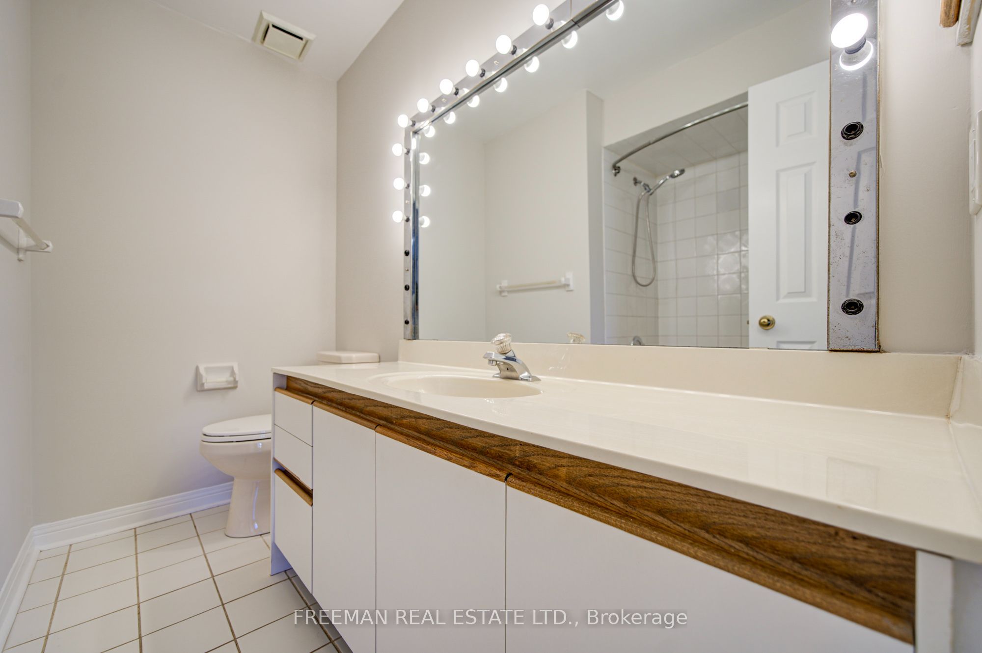 107 Brownstone Circle Property Photo 32