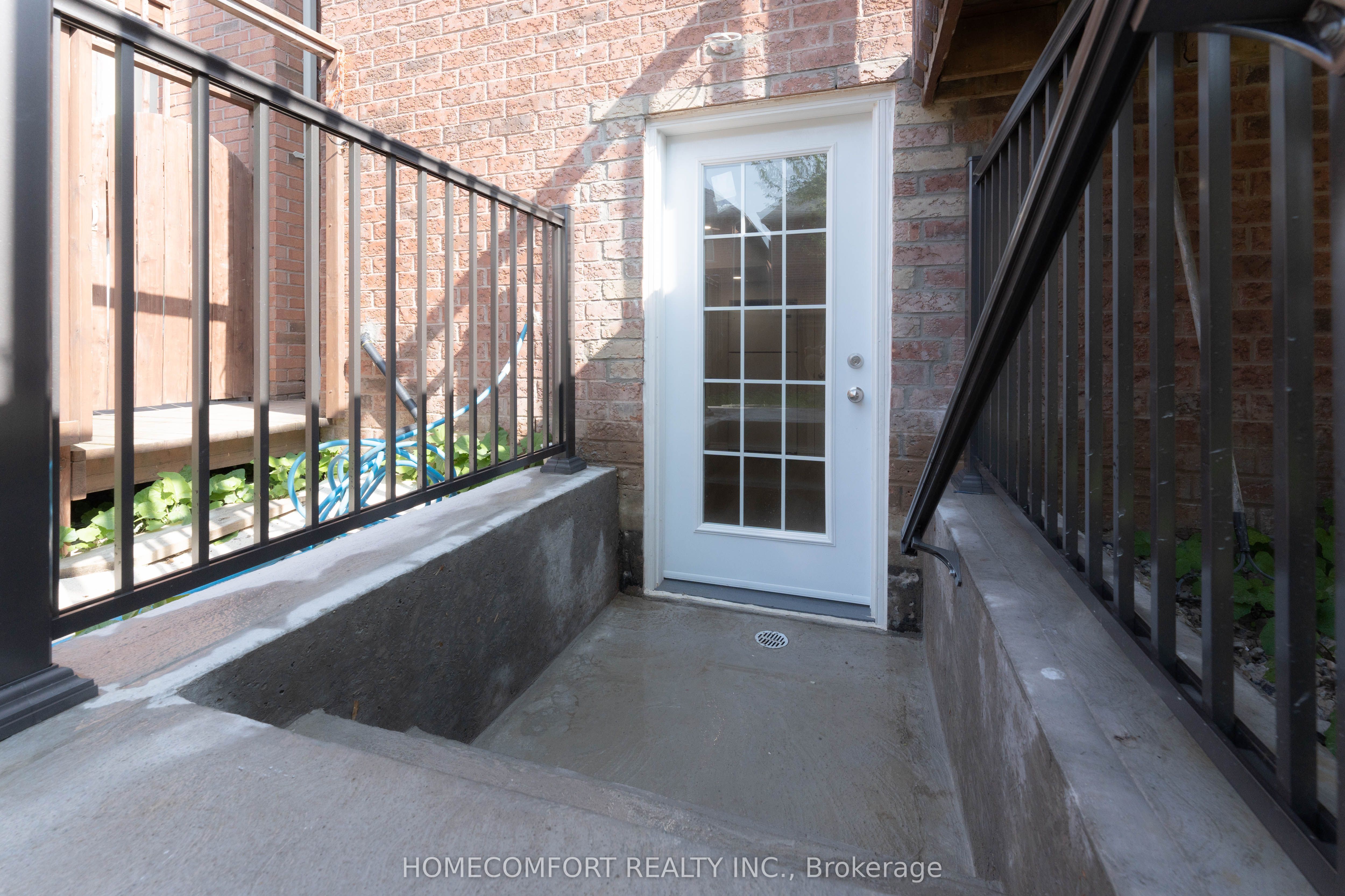 369 Tower Hill Road Bsmt Property Photo 2