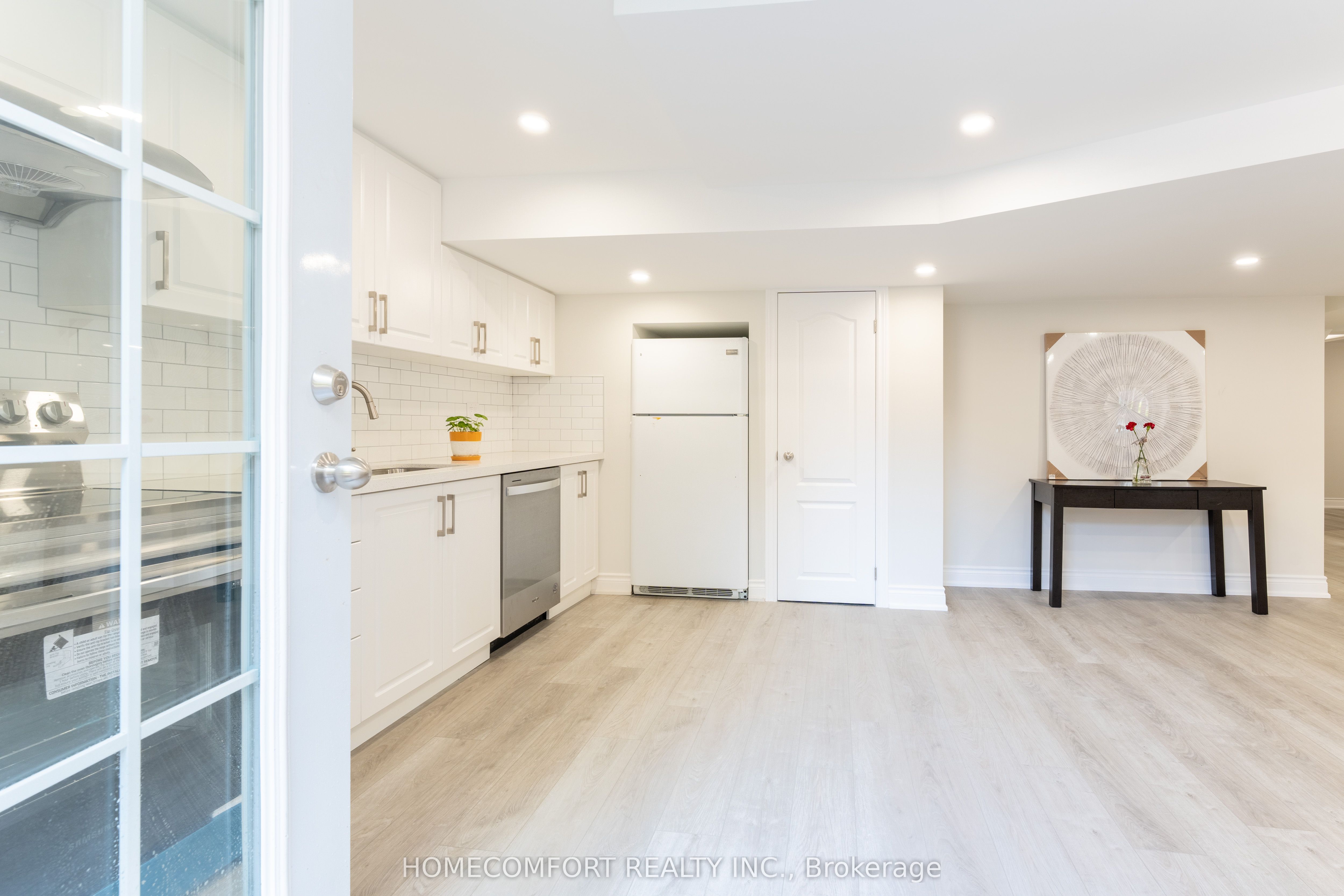 369 Tower Hill Road Bsmt Property Photo 4