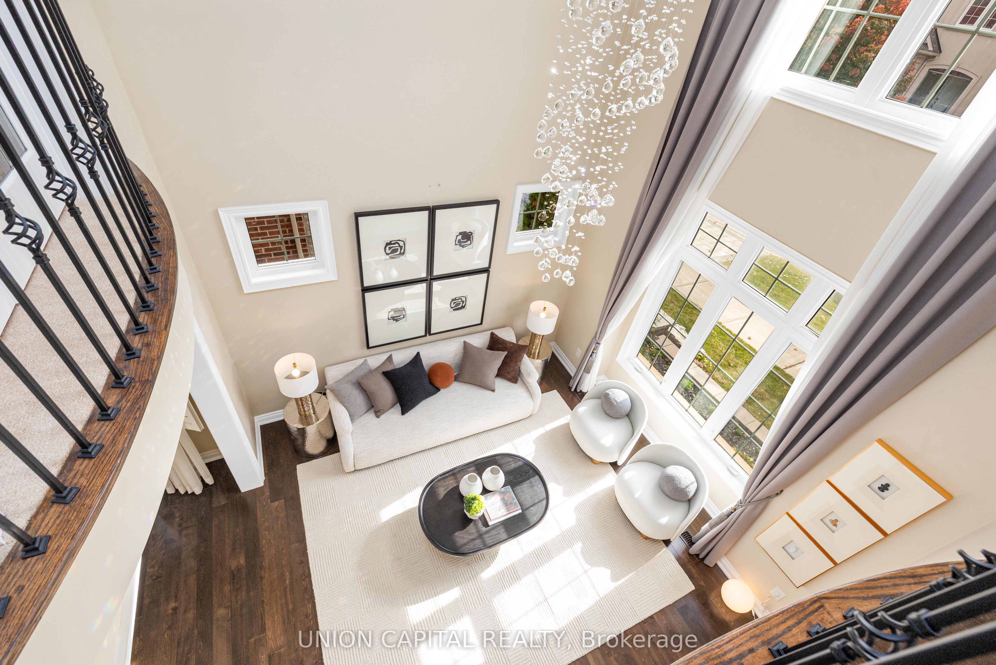 24 Royal West Road Property Photo 9