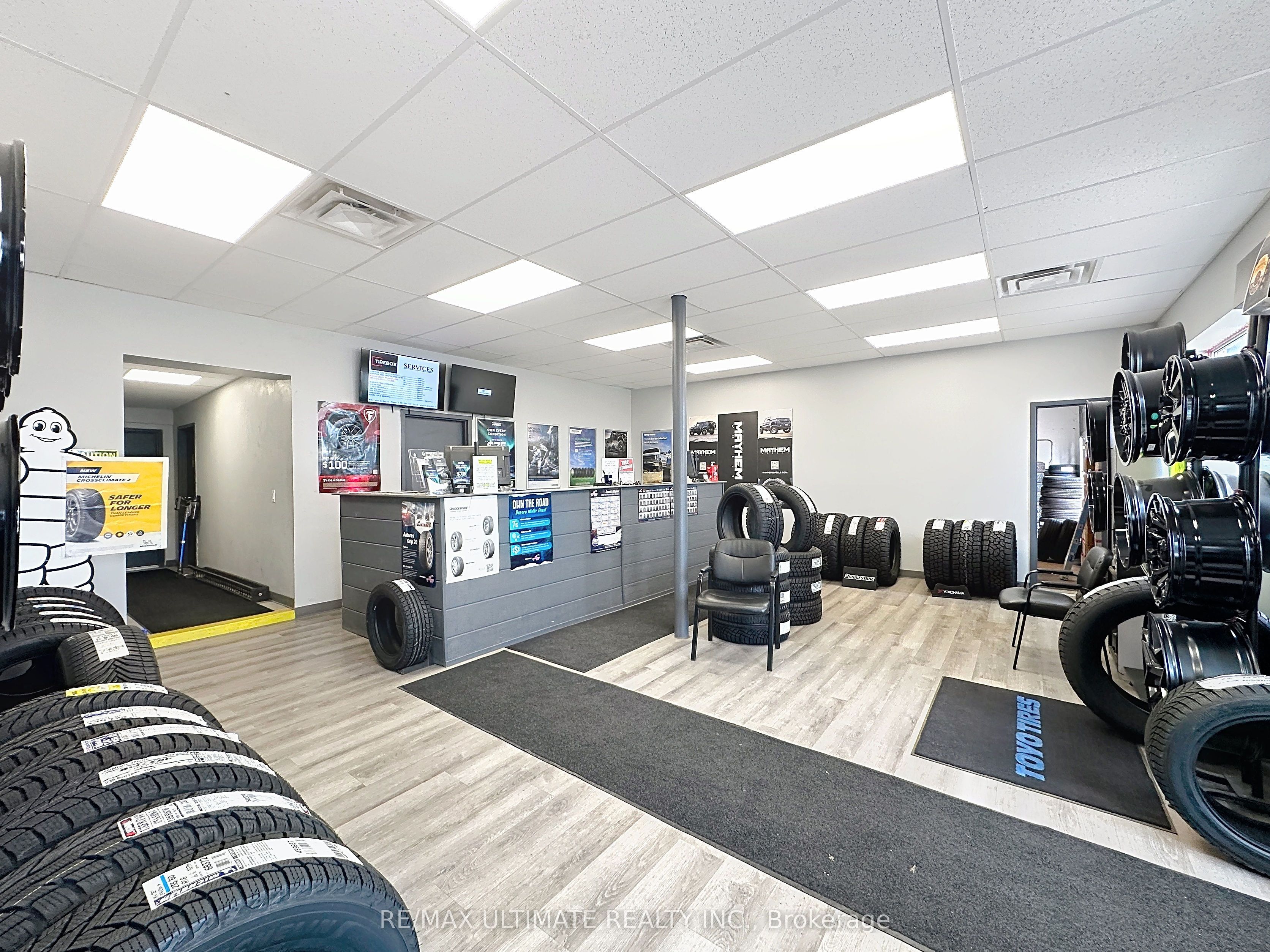 18582 Yonge Street Property Photo 6