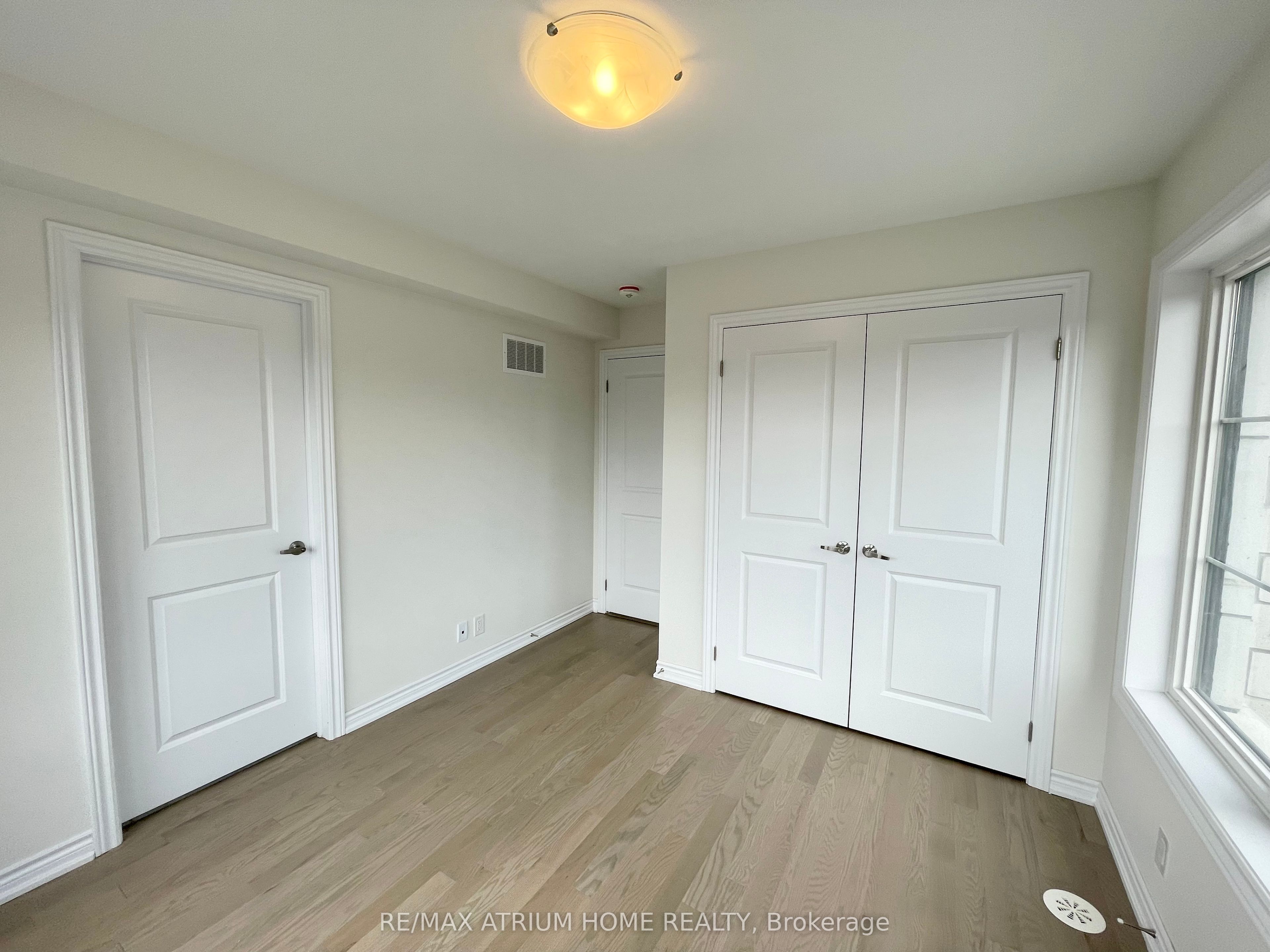 9660 Kennedy Road Property Photo 7