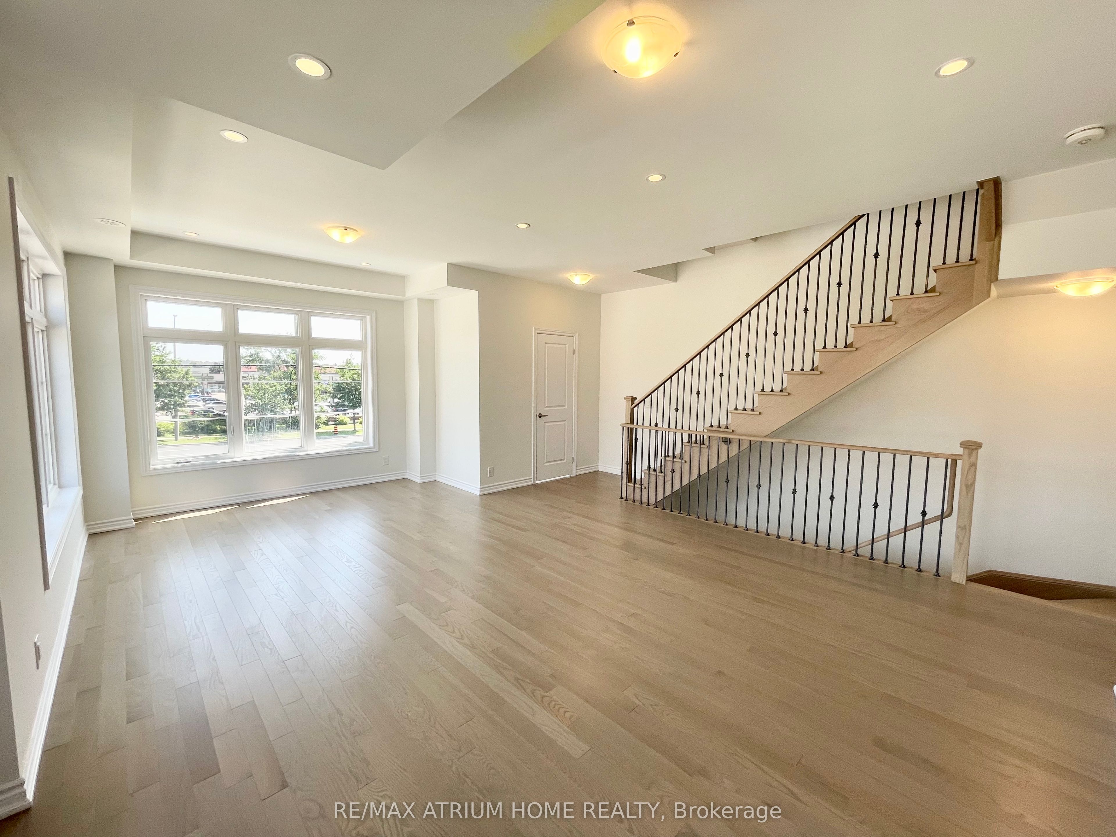 9660 Kennedy Road Property Photo 13
